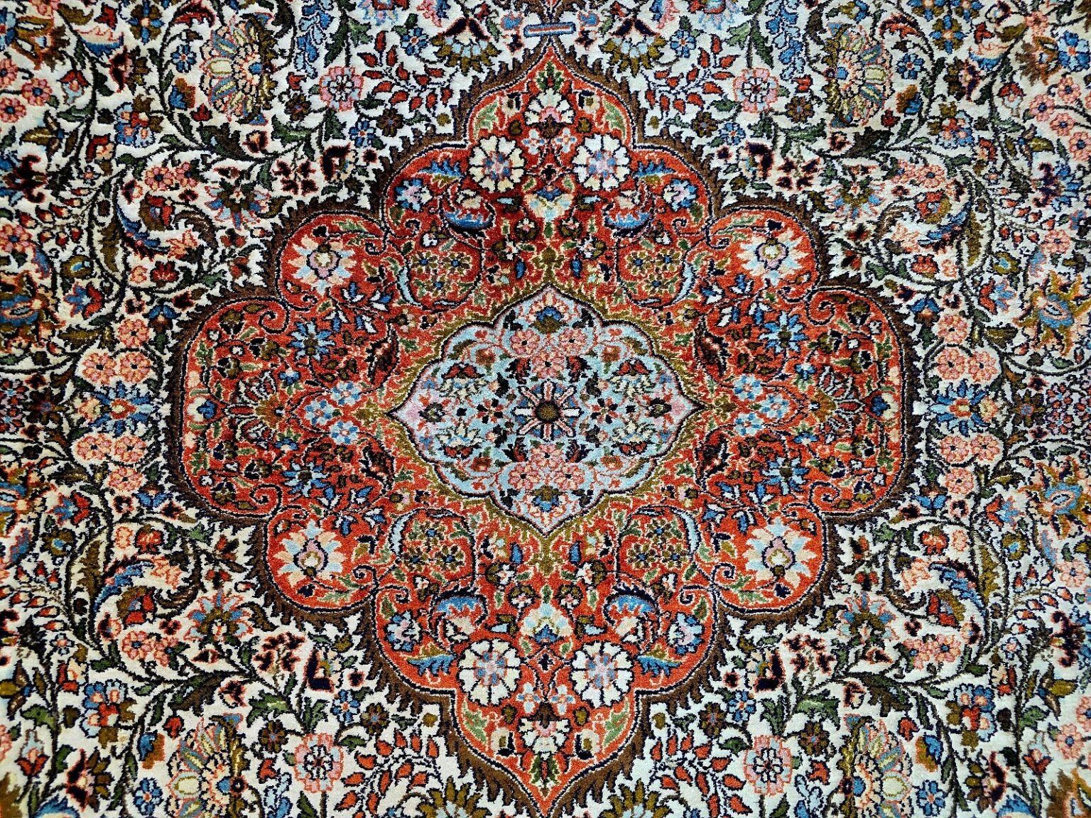 Orientteppich Kashmir 285 x 185 cm Seide handgeknüpft
