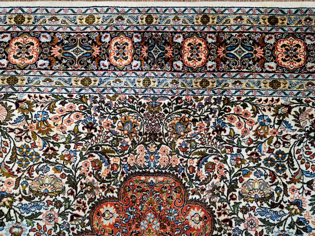 Orientteppich Kashmir 285 x 185 cm Seide handgeknüpft