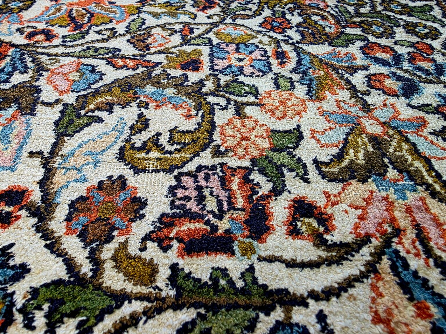 Orientteppich Kashmir 285 x 185 cm Seide handgeknüpft