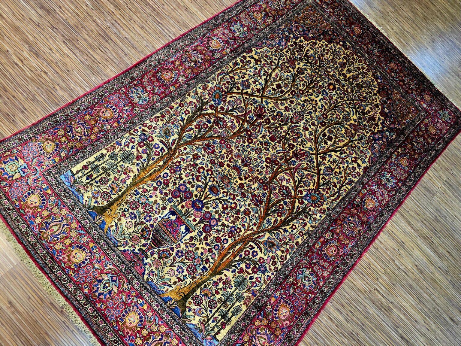 Perserteppich Kashan 198 x 128 cm Seide handgeknüpft antik