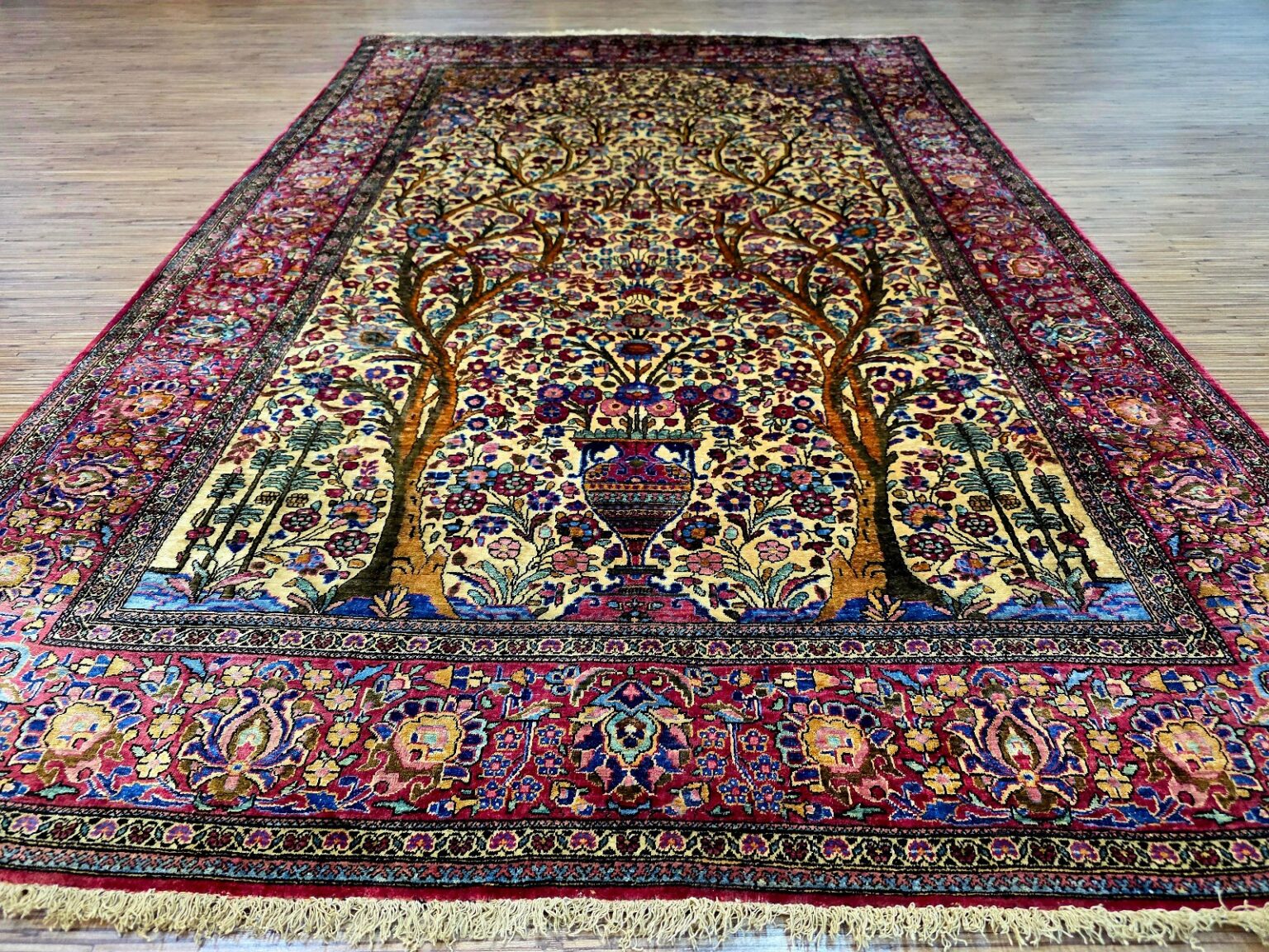 Perserteppich Kashan 198 x 128 cm Seide handgeknüpft antik