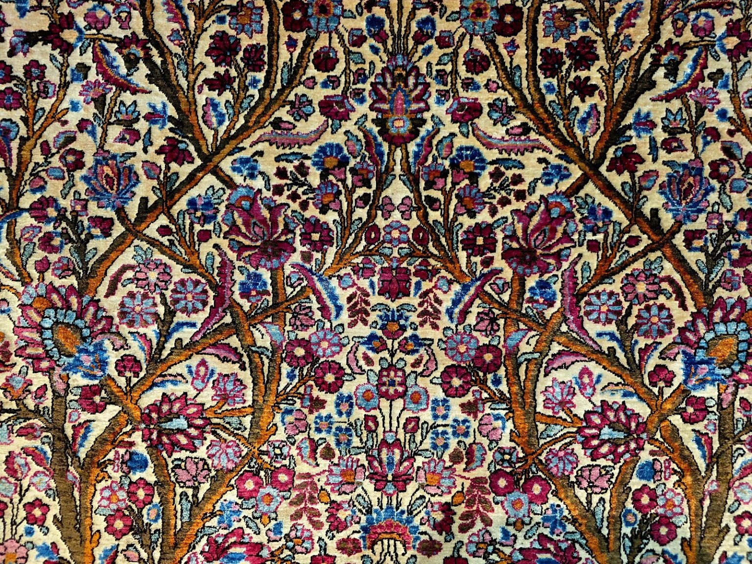 Perserteppich Kashan 198 x 128 cm Seide handgeknüpft antik