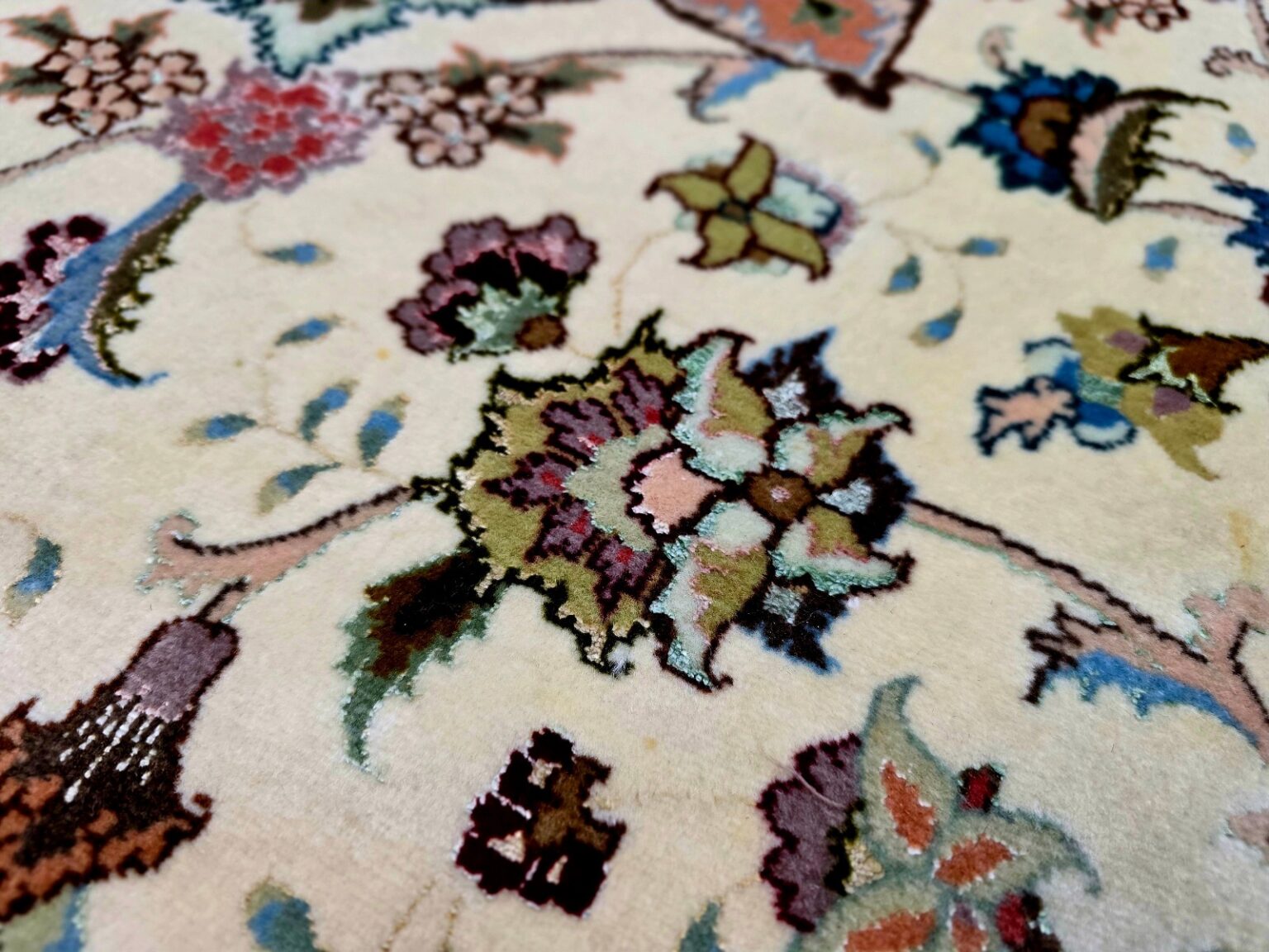 Perserteppich Tabriz 302 x 204 cm Schurwolle handgeknüpft
