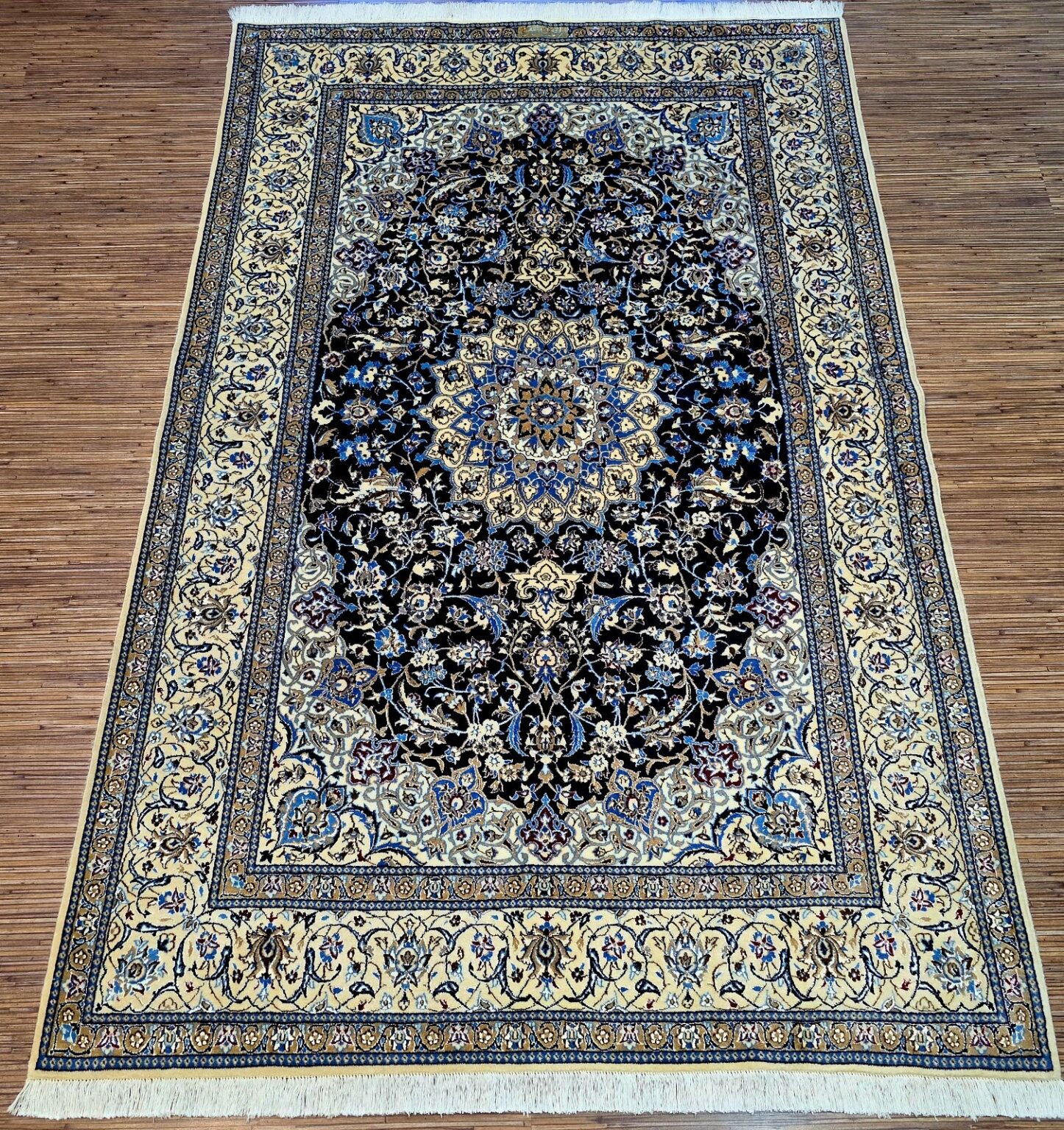 Perserteppich Nain 200 x 129 cm Schurwolle handgeknüpft