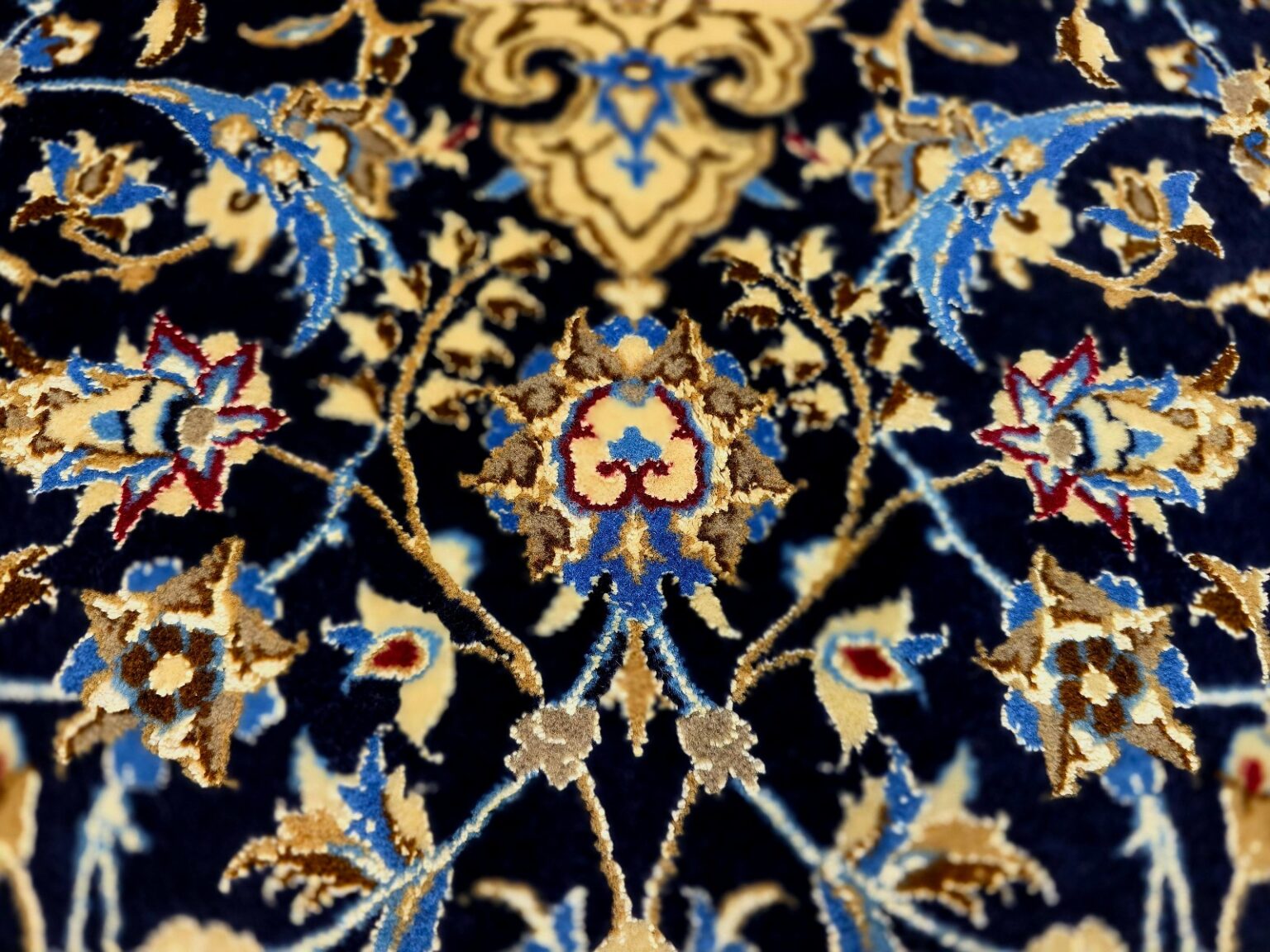 Perserteppich Nain 200 x 129 cm Schurwolle handgeknüpft