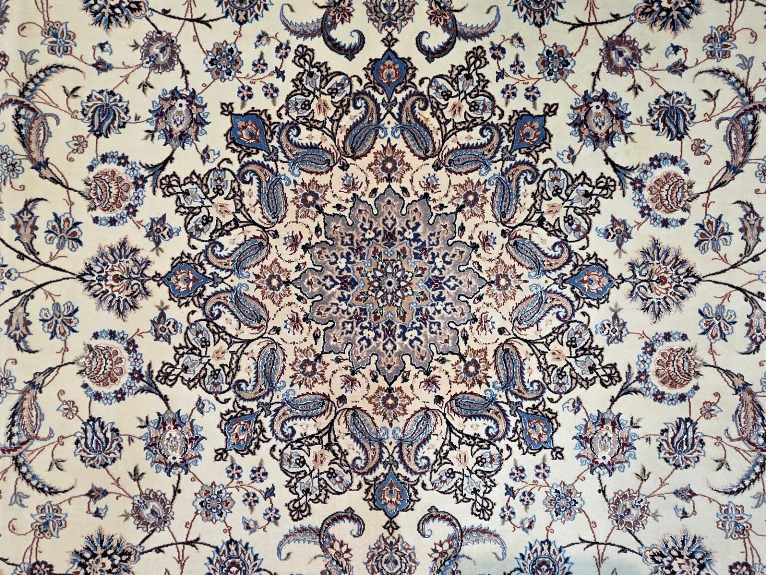 Perserteppich Nain 330 x 215 cm Schurwolle handgeknüpft
