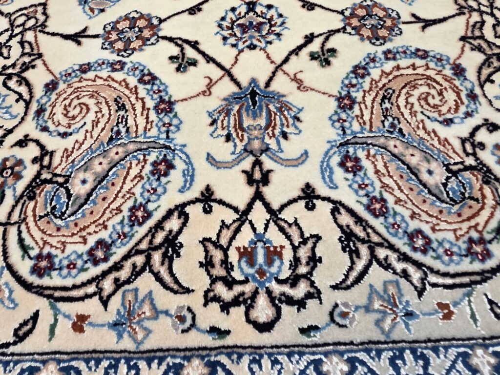 Perserteppich Nain 330 x 215 cm Schurwolle handgeknüpft