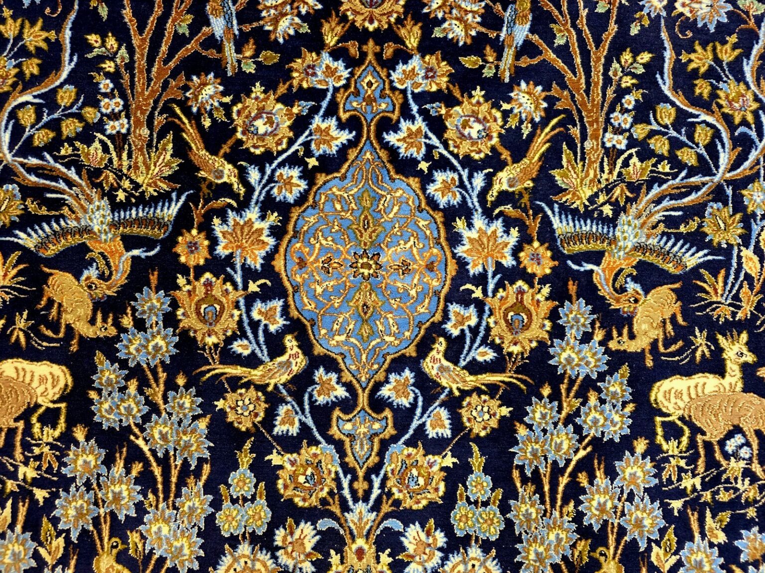Perserteppich Isfahan 250 x 155 cm Seide handgeknüpft