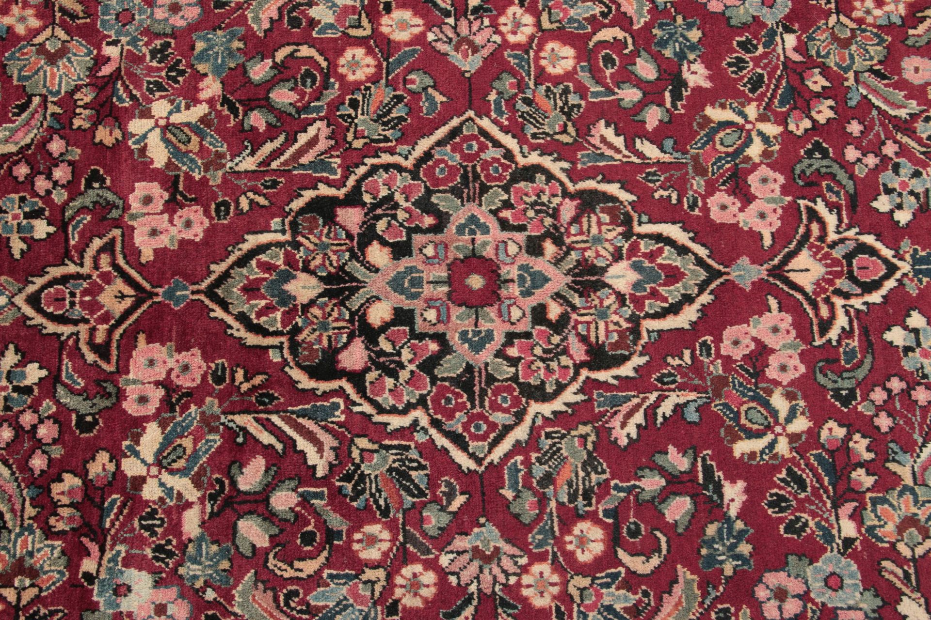 Perserteppich aus Iran, 210 × 327 cm