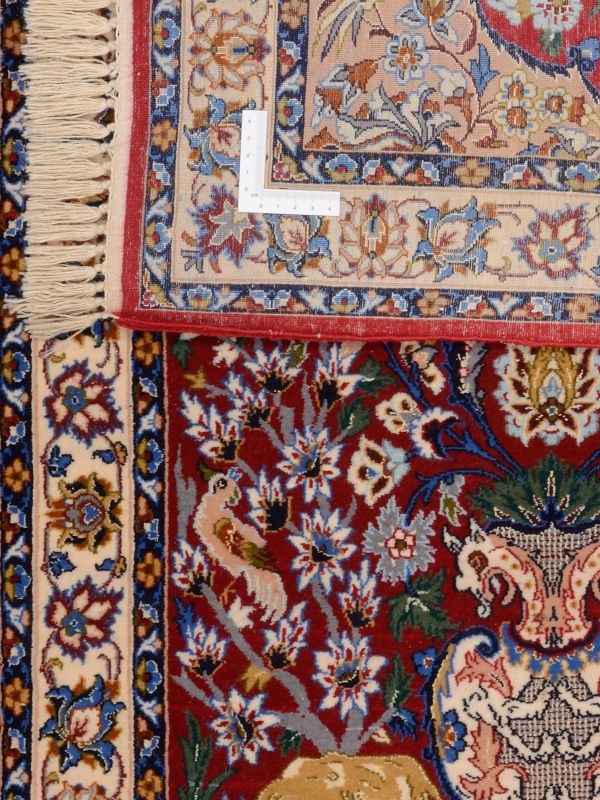 Isfahan Perserteppich aus Iran, 68 × 103 cm