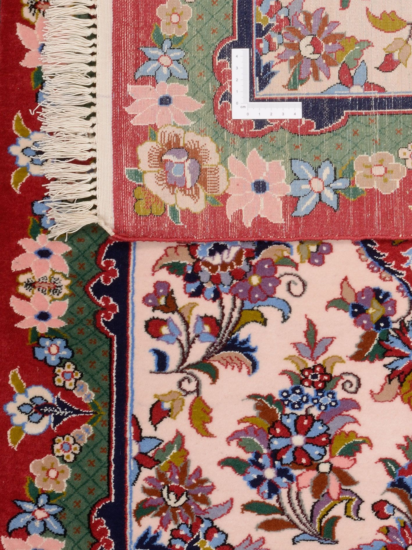 Handgeknüpfter Isfahan Perserteppich, 79 × 101 cm, Wolle & Seide