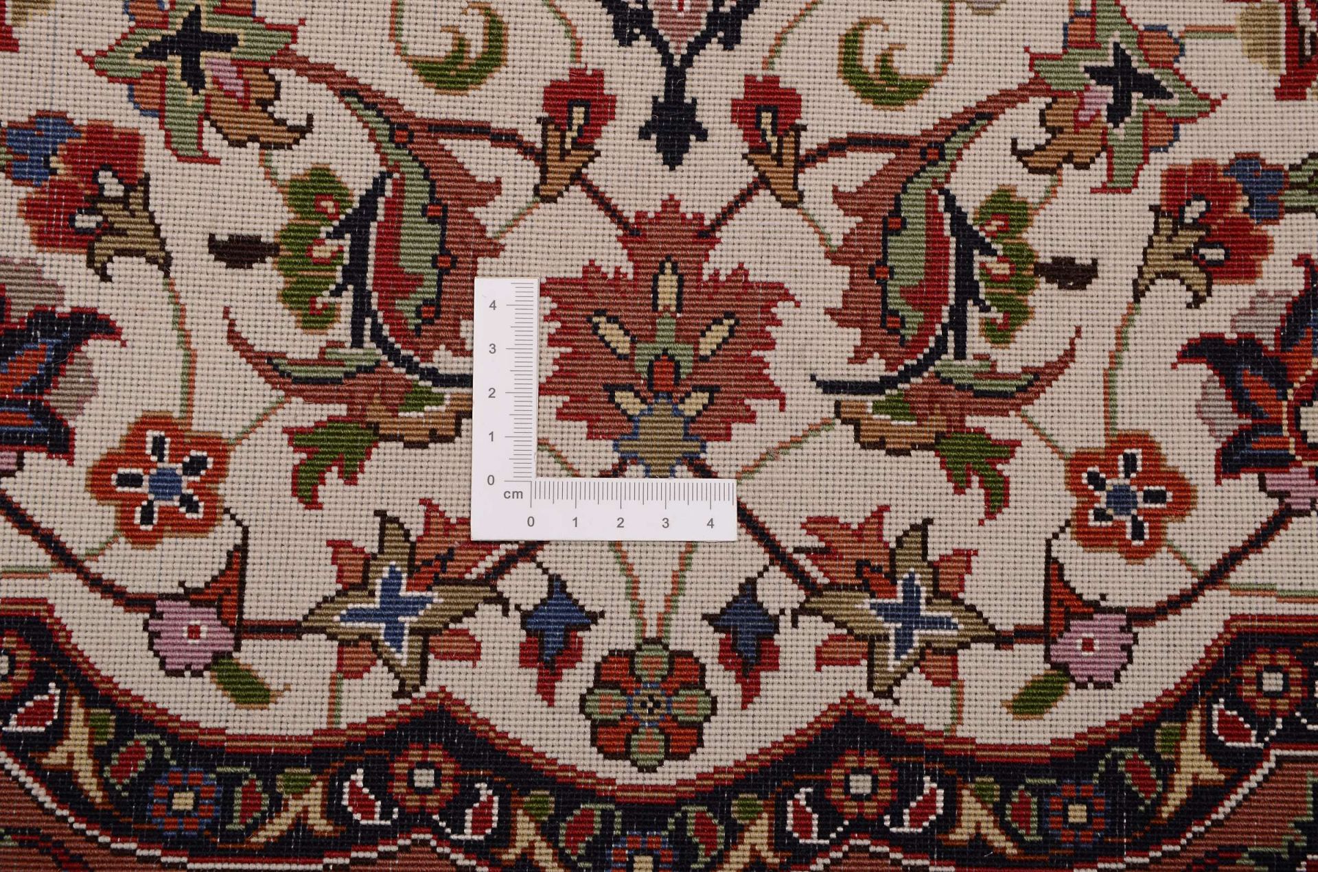 Täbriz Perserteppich aus Iran, 105 × 105 cm