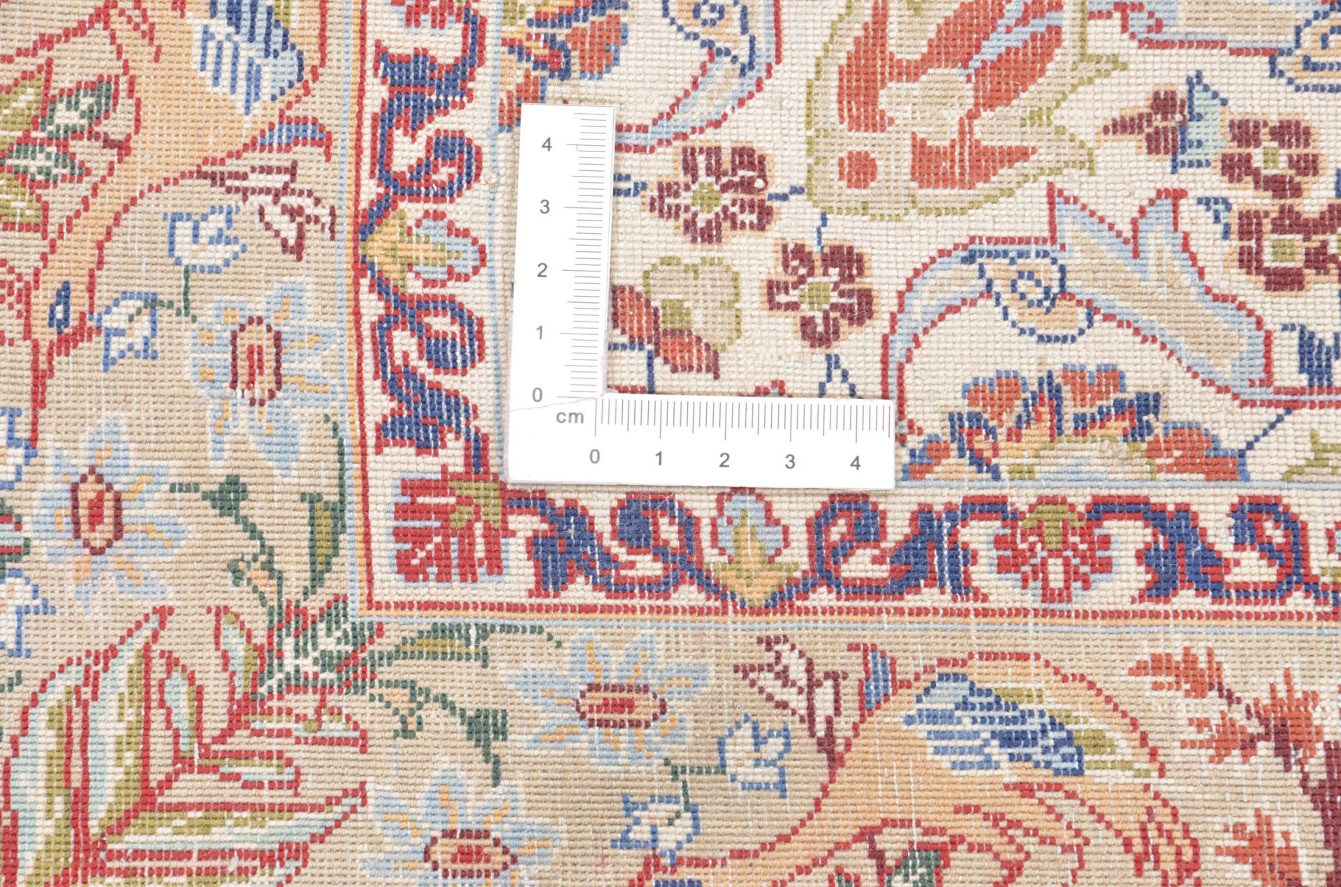 Isfahan Perserteppich aus Iran, 65 × 113 cm