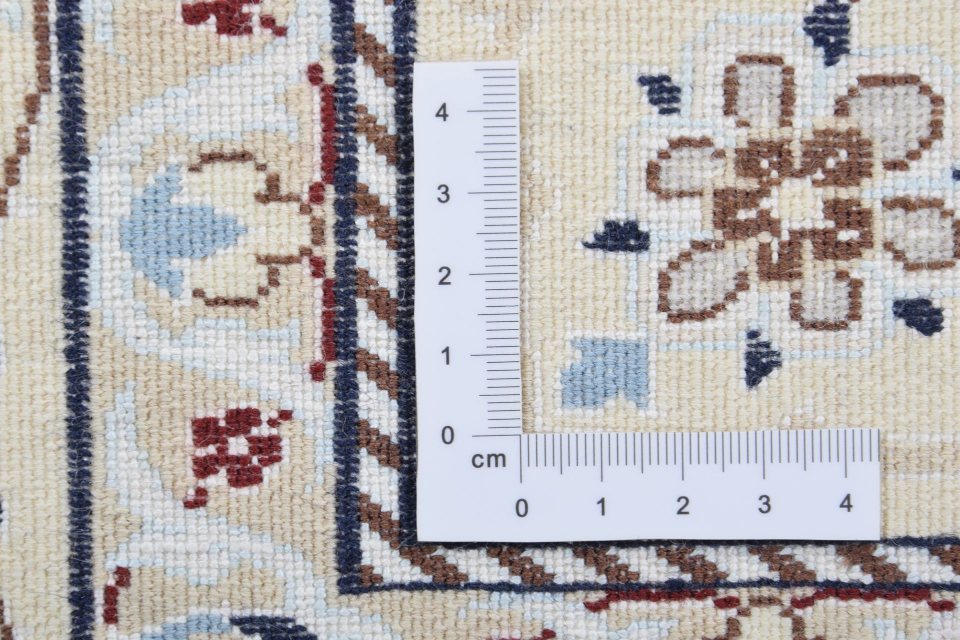 perserteppich-nain-170-x-120cm-schurwolle-und-seide-handgeknupft-9 Nain Perserteppich aus Iran, 170 × 120 cm