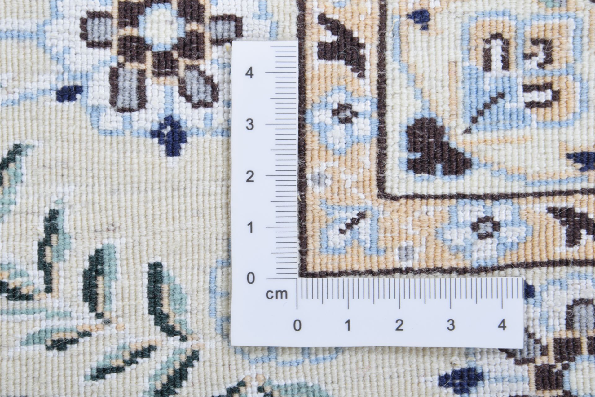 perserteppich-nain-180-x-260-cm-schurwolle-und-seide-handgeknupft-8 Nain Perserteppich 180 × 260 cm aus Wolle & Seide, handgeknüpft