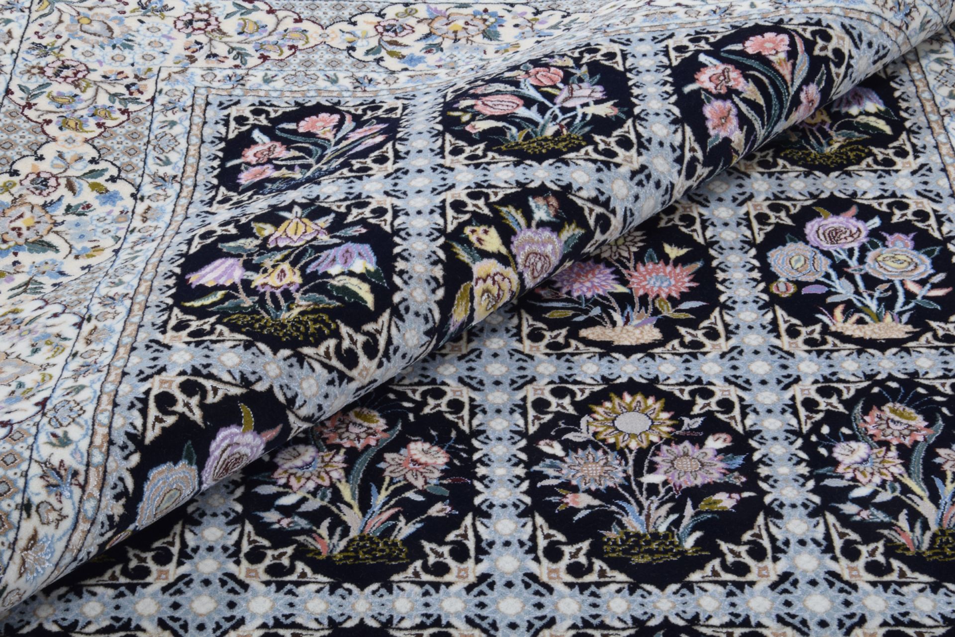 Nain Perserteppich aus Iran, 155 × 235 cm