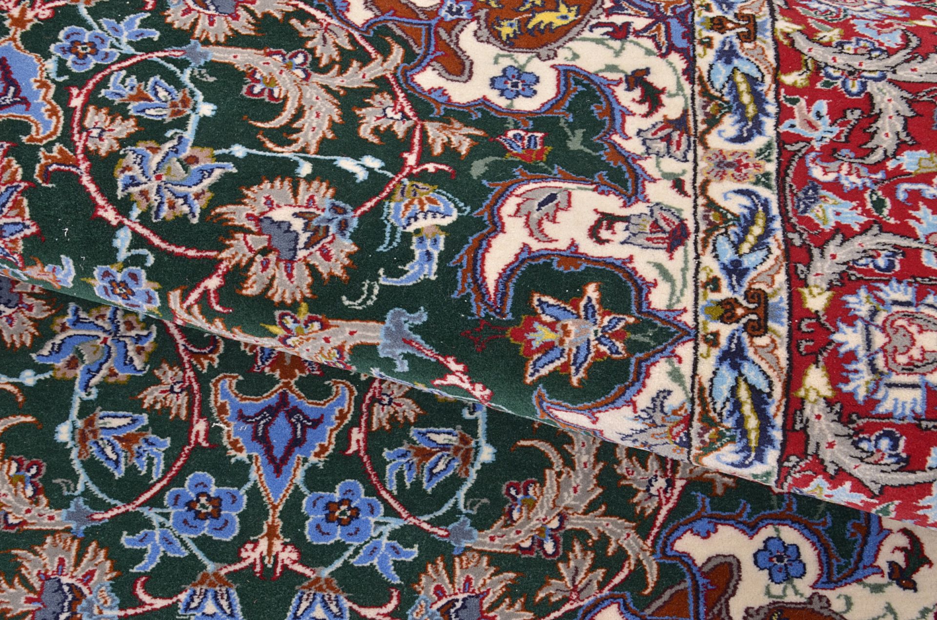 perserteppich-isfahan-115-x-165-cm-schurwolle-seide-handgeknupft-9 Handgeknüpfter Isfahan Perserteppich 115 × 165 cm