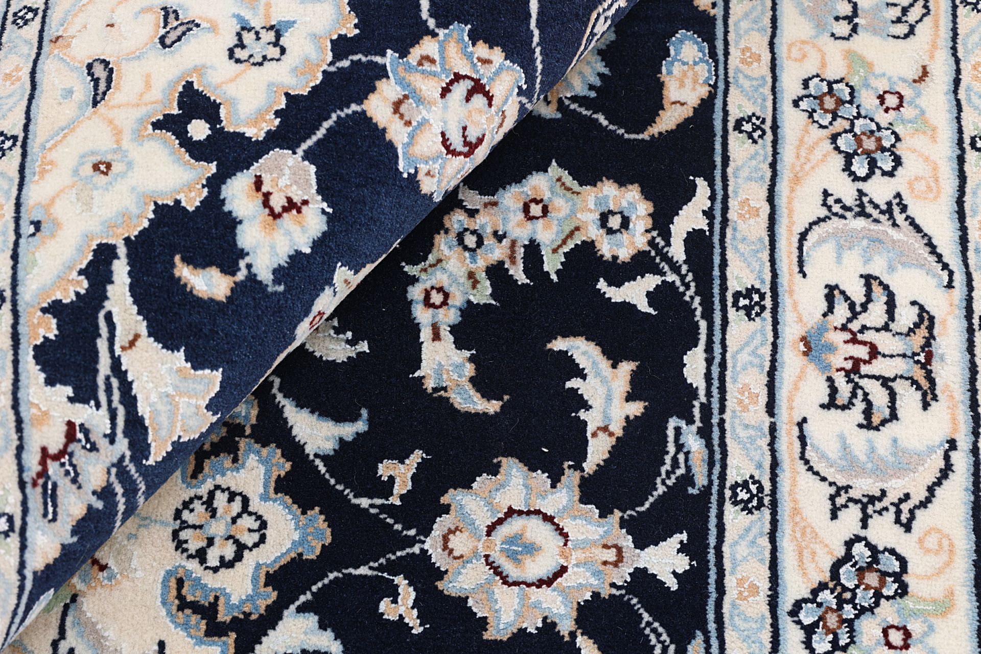 Nain Perserteppich aus Iran, 81 × 302 cm