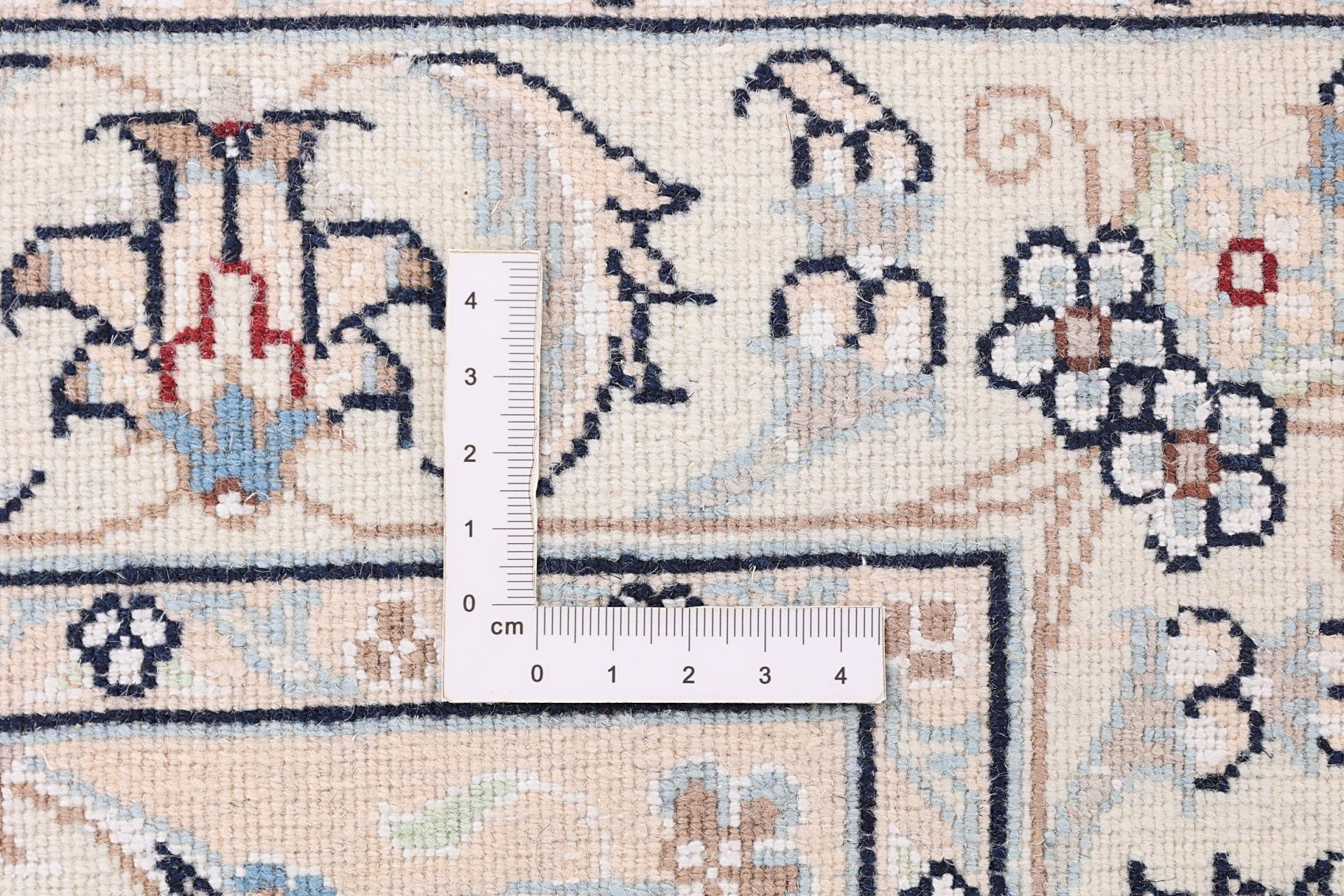 perserteppich-nain-80-x-300-cm-schurwolle-seide-handgeknupft-8 Handgeknüpfter Nain Perserteppich 80 × 300 cm
