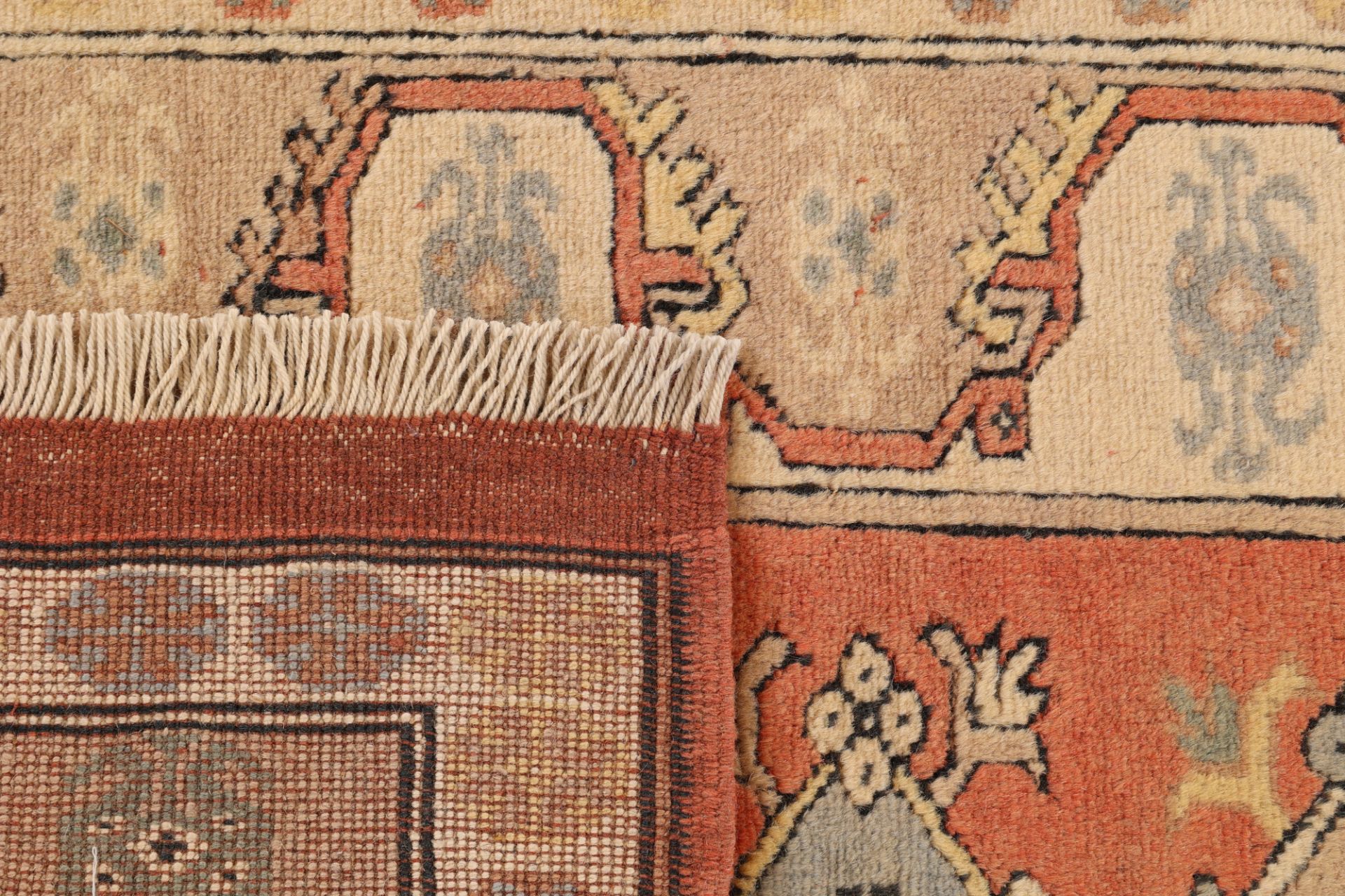 Perserteppich aus Iran, 132 × 82 cm
