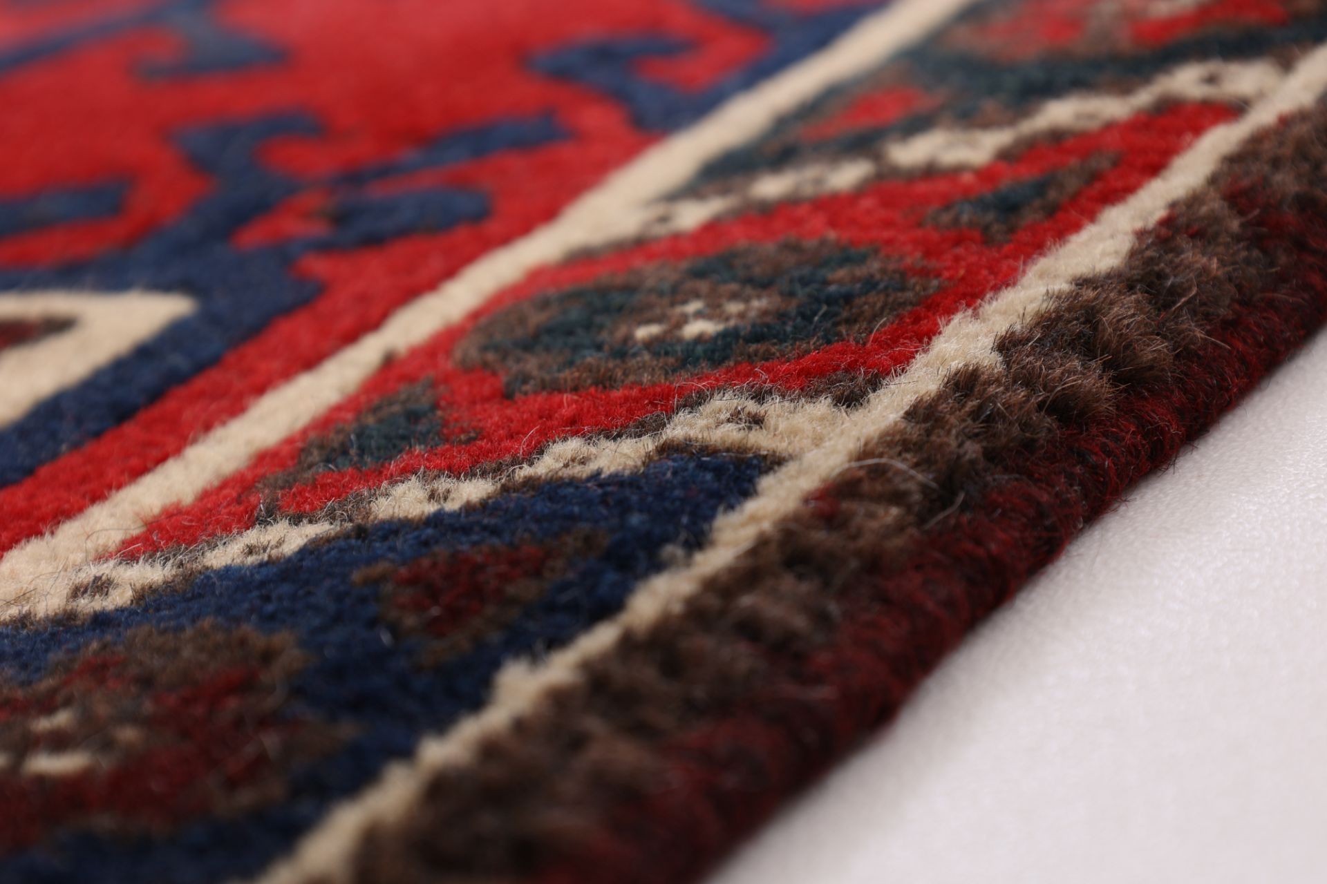 Perserteppich aus Iran, 118 × 82 cm