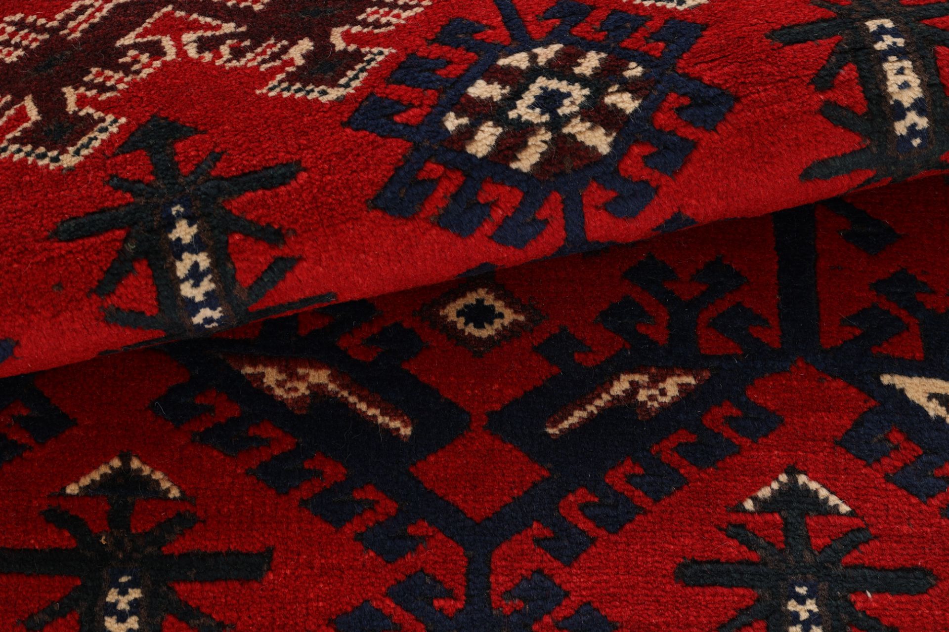Perserteppich aus Iran, 118 × 82 cm