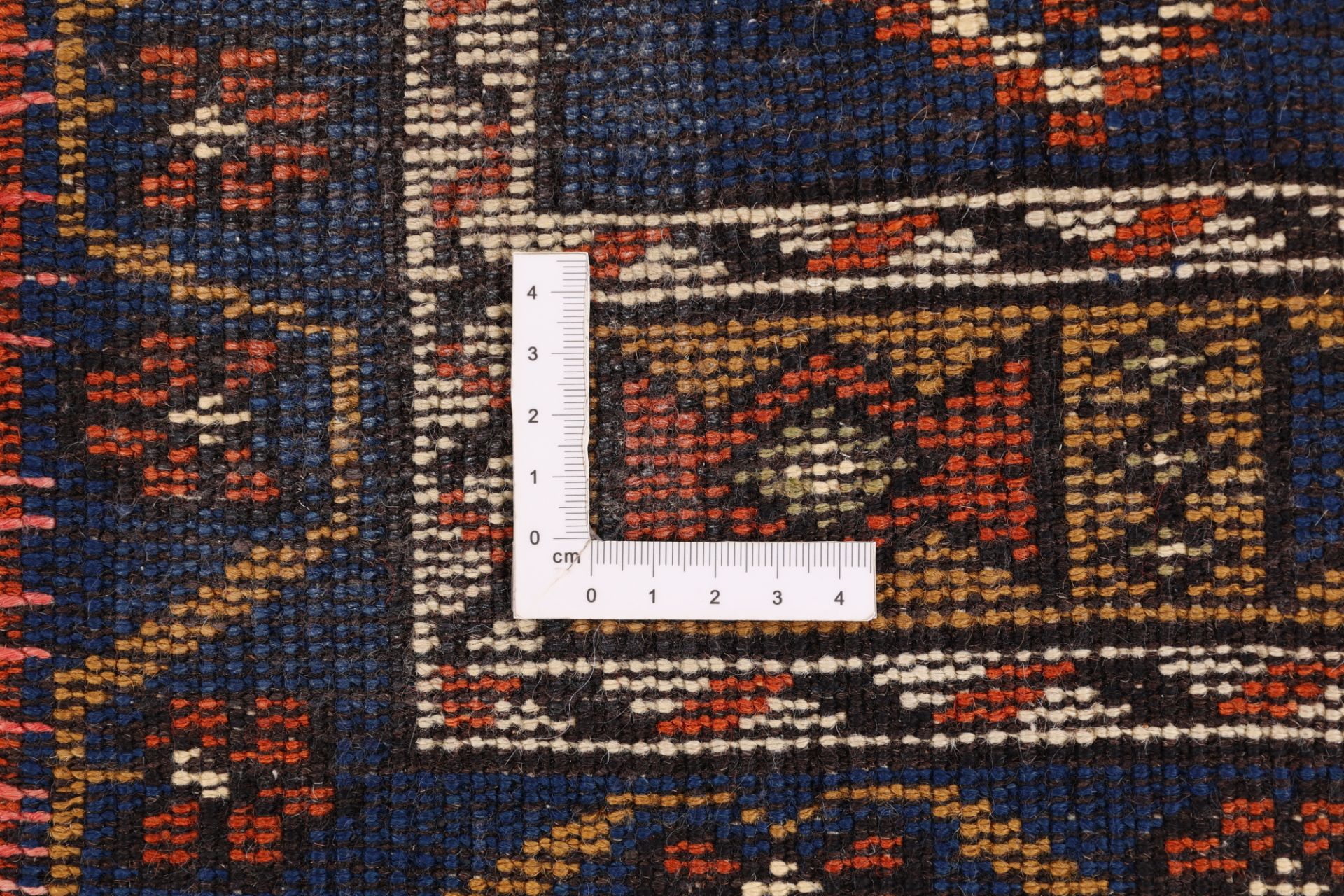 Perserteppich aus Iran, 95 × 58 cm