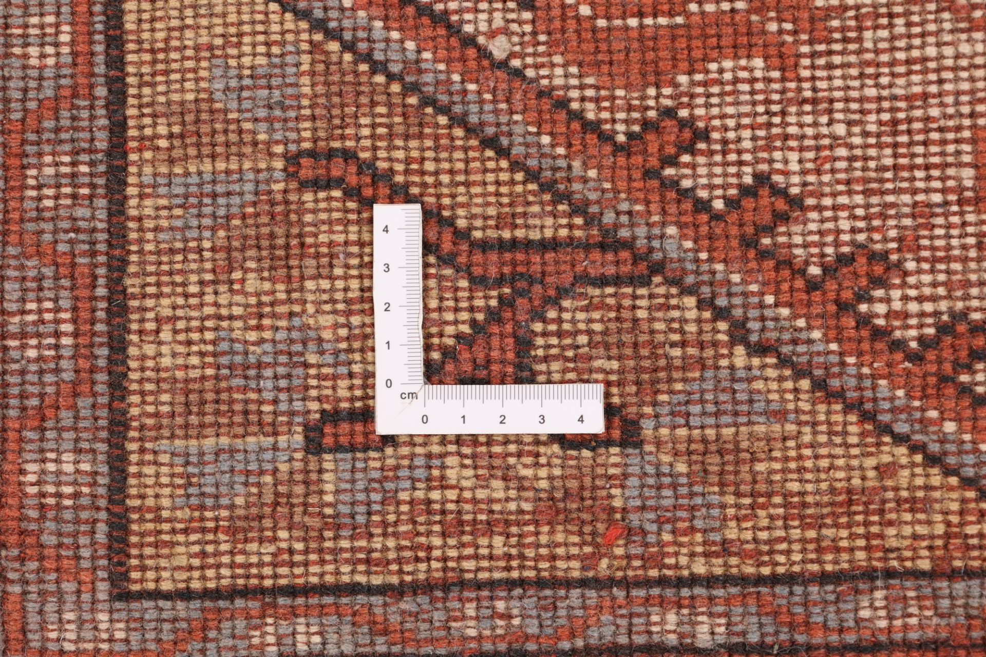 Perserteppich 130 × 82 cm aus Wolle, handgeknüpft