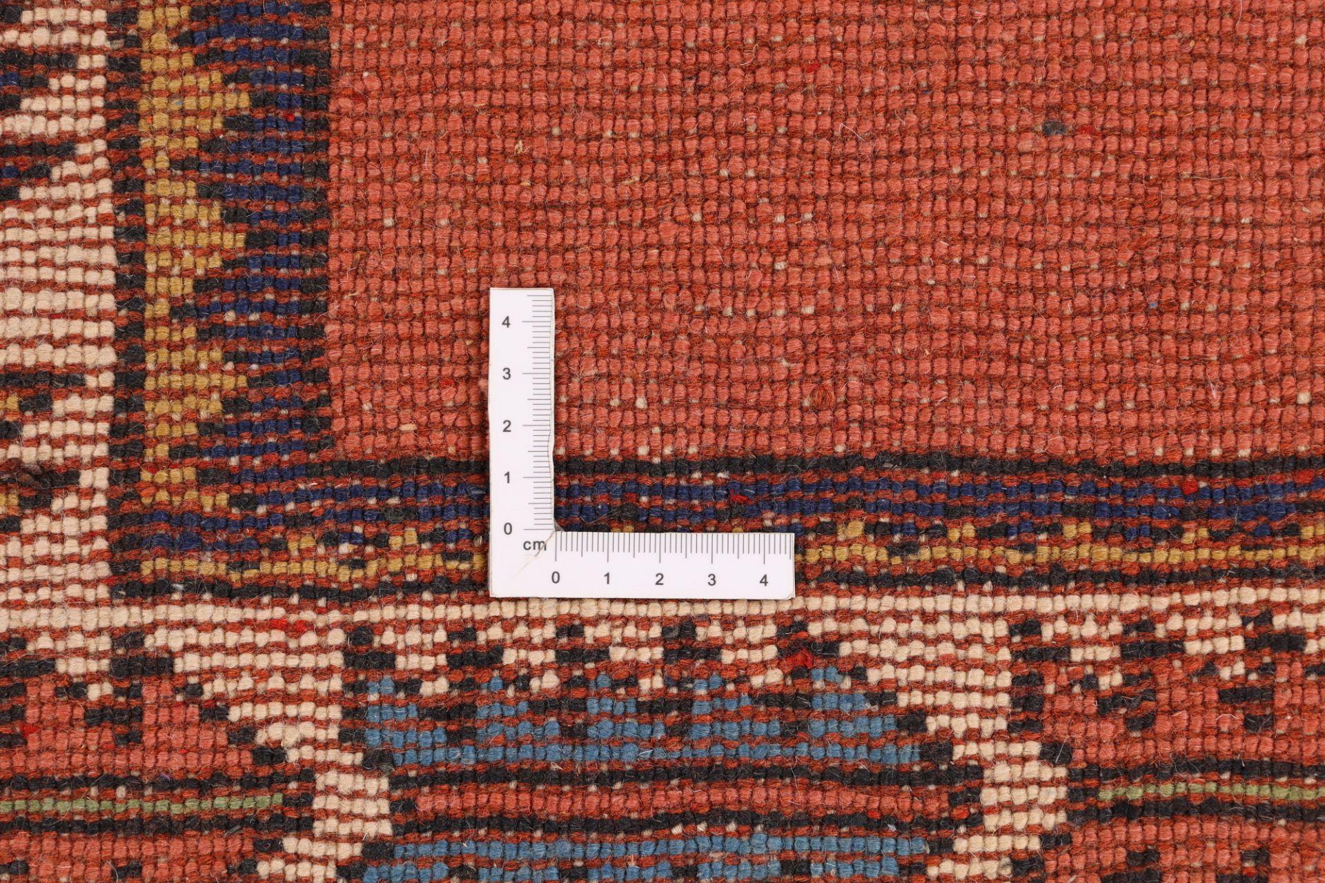 Perserteppich aus Iran, 190 × 126 cm