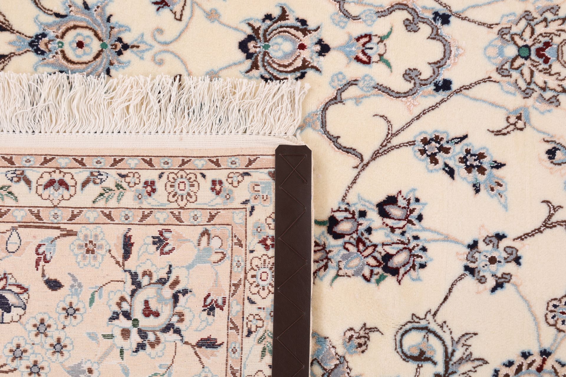 Nain Perserteppich aus Iran, 204 × 312 cm
