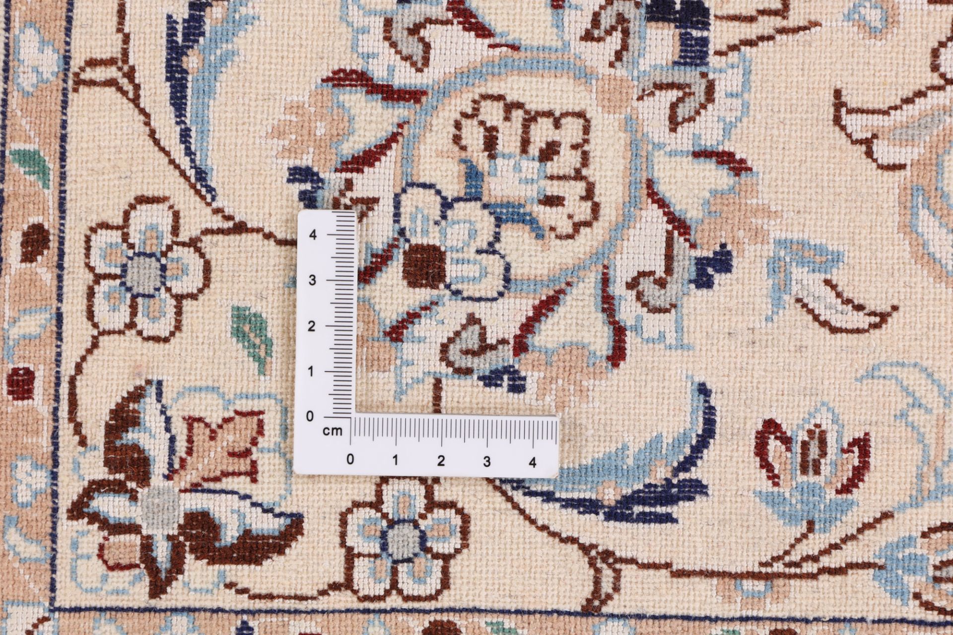 perserteppich-nain-205-x-305-cm-schurwolle-und-seide-handgeknupft-43 Nain Perserteppich 205 × 305 cm aus Wolle & Seide, handgeknüpft