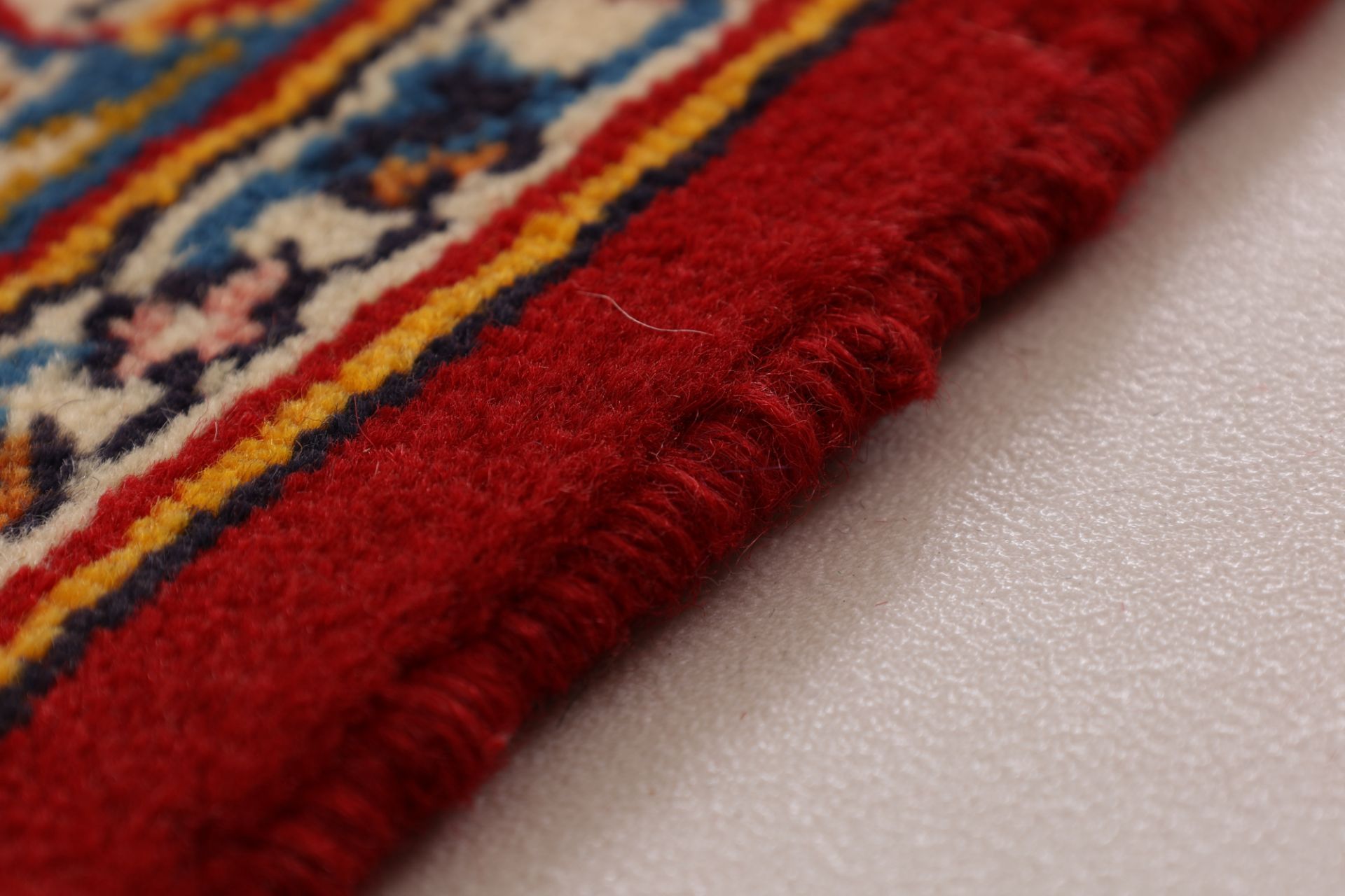 Kashan Perserteppich aus Iran, 187 × 317 cm
