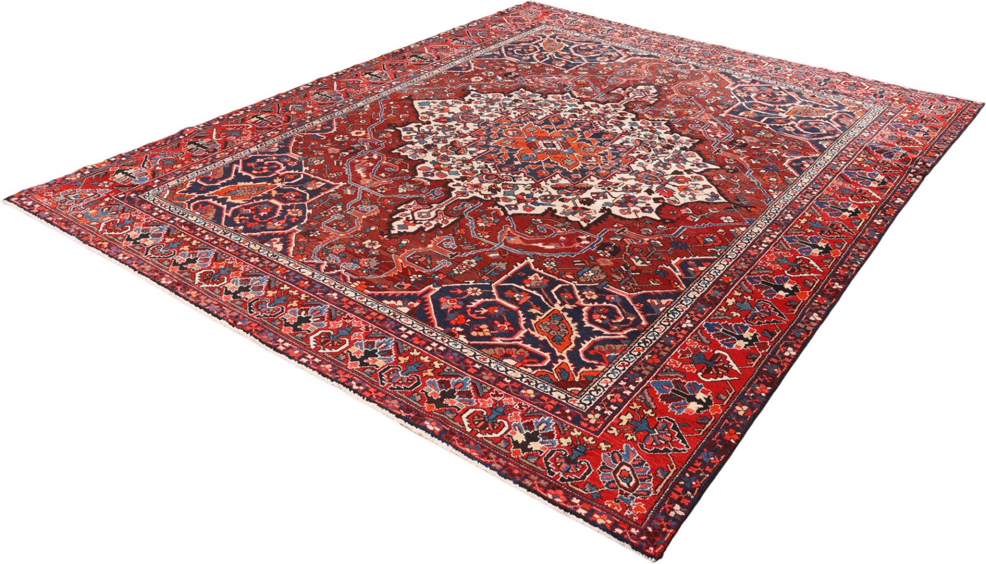 Handgeknüpfter Bakhtiari Perserteppich, 315 × 385 cm, Wolle