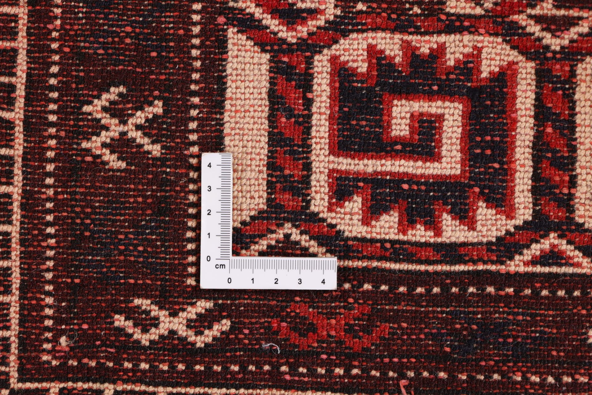 Turkmen Perserteppich aus Iran, 235 × 365 cm