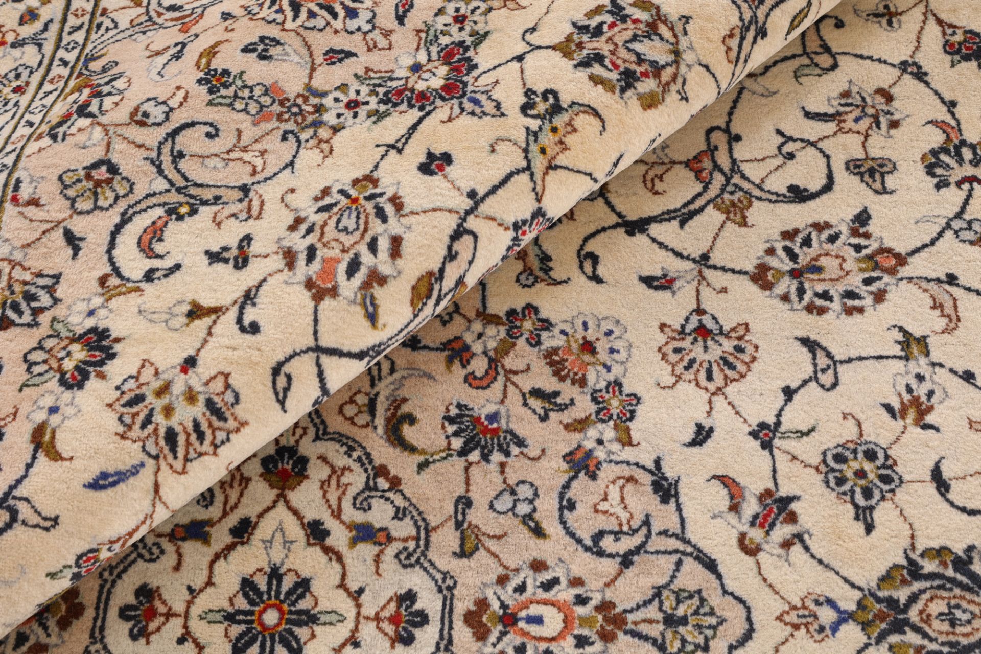 Kashan Perserteppich 245 × 357 cm aus Wolle, handgeknüpft