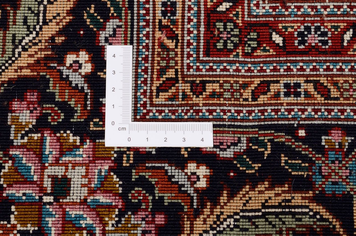 Täbriz Perserteppich aus Iran, 389 × 585 cm