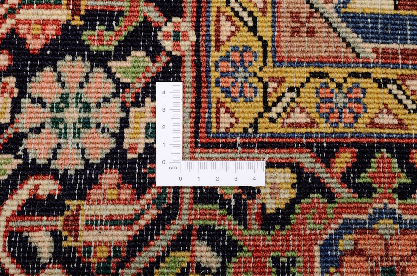 Handgeknüpfter Heriz Perserteppich 153 × 196 cm
