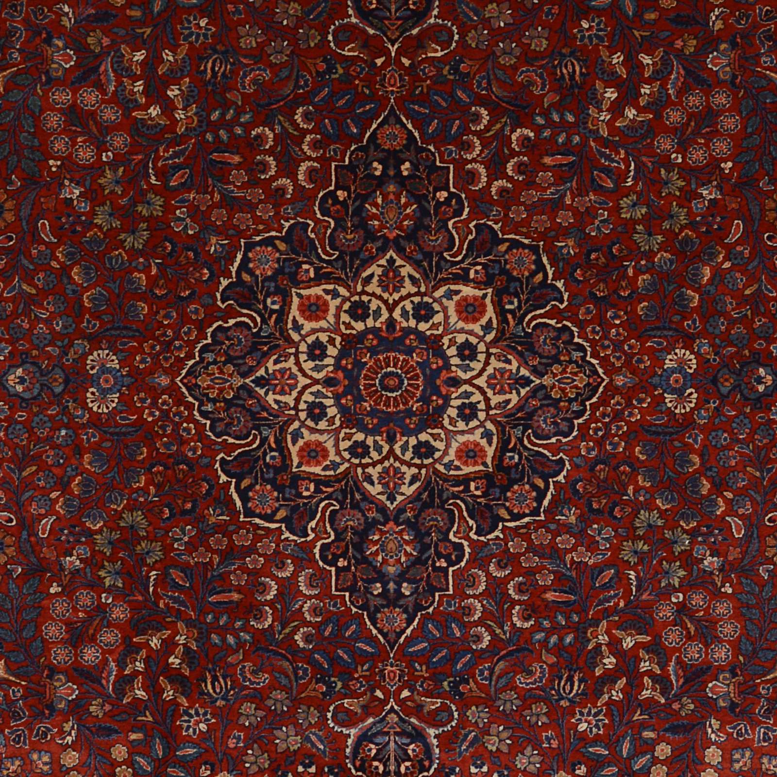 Antiker Perserteppich aus Iran, 275 × 368 cm