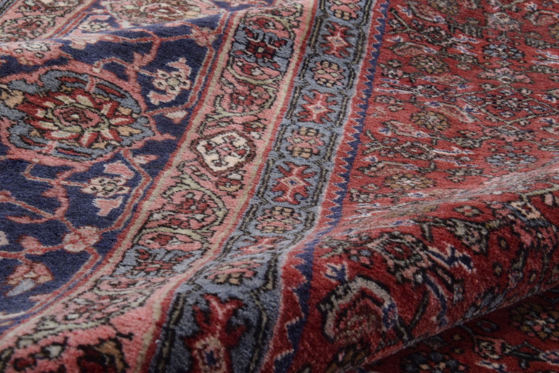 Antiker Bijar Perserteppich aus Iran, 305 × 395 cm