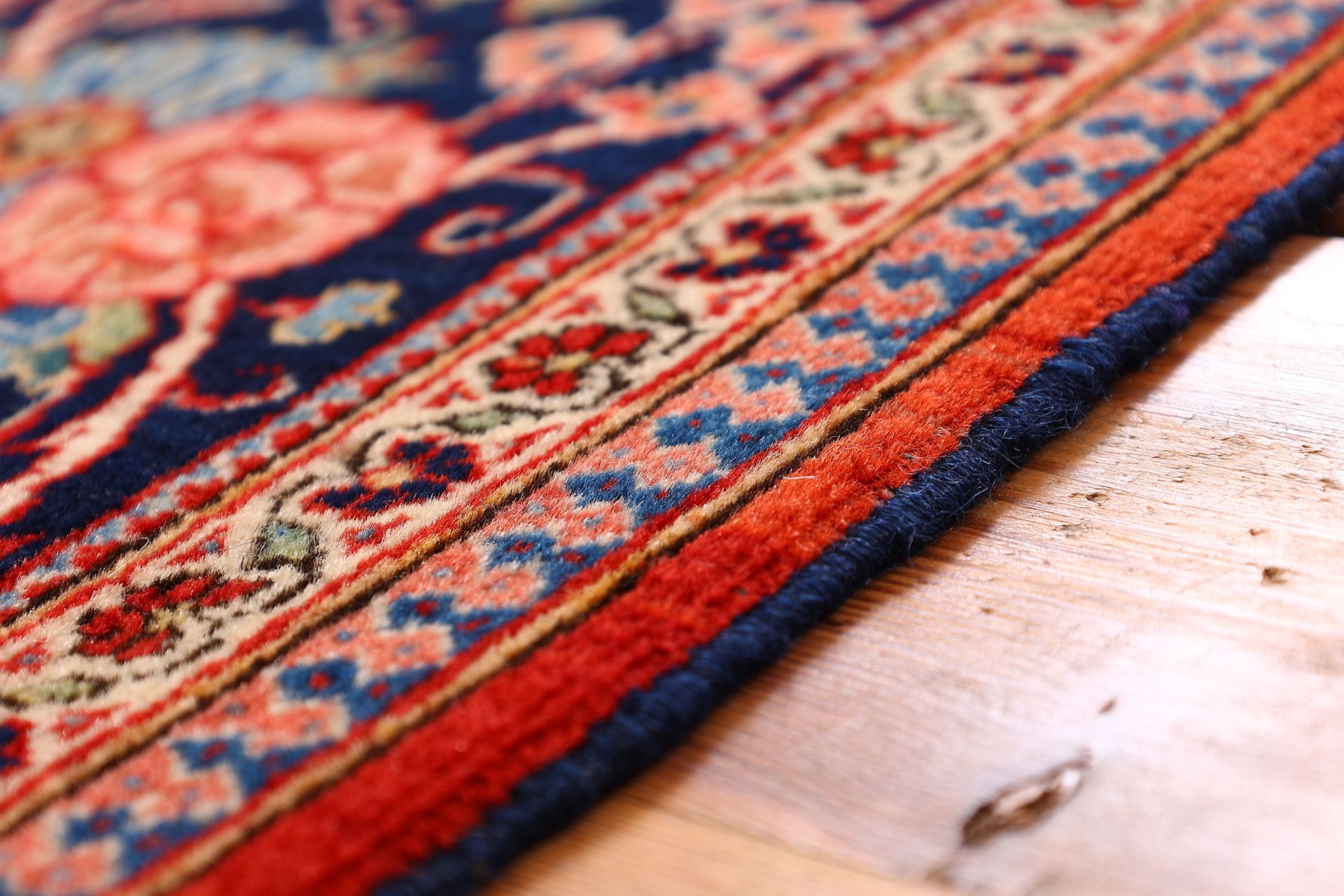 Handgeknüpfter Kashan Perserteppich 134 × 203 cm