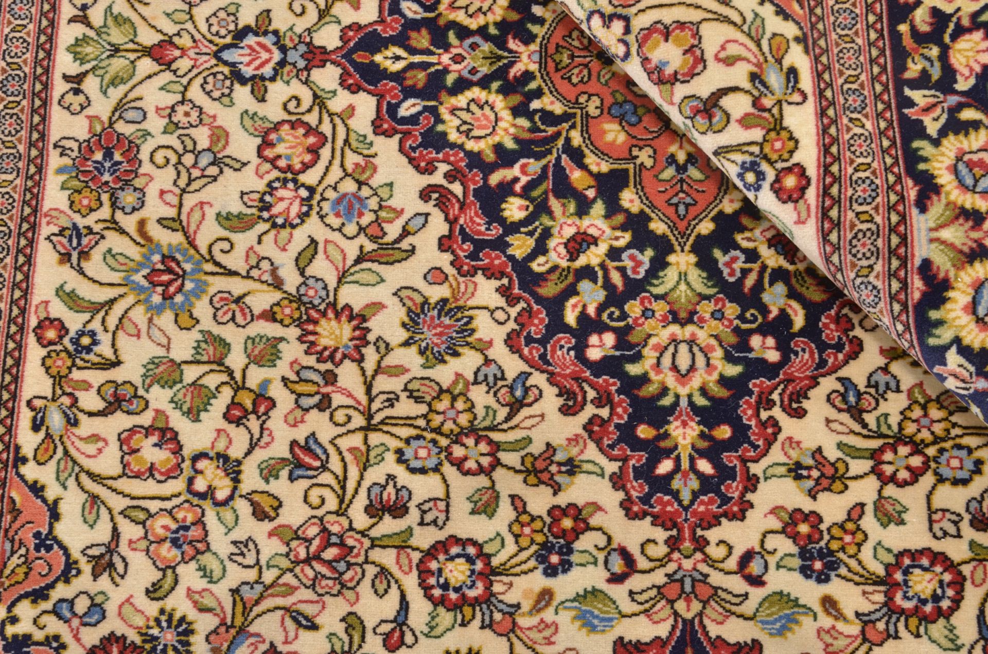 Ghom Perserteppich aus Iran, 105 × 150 cm