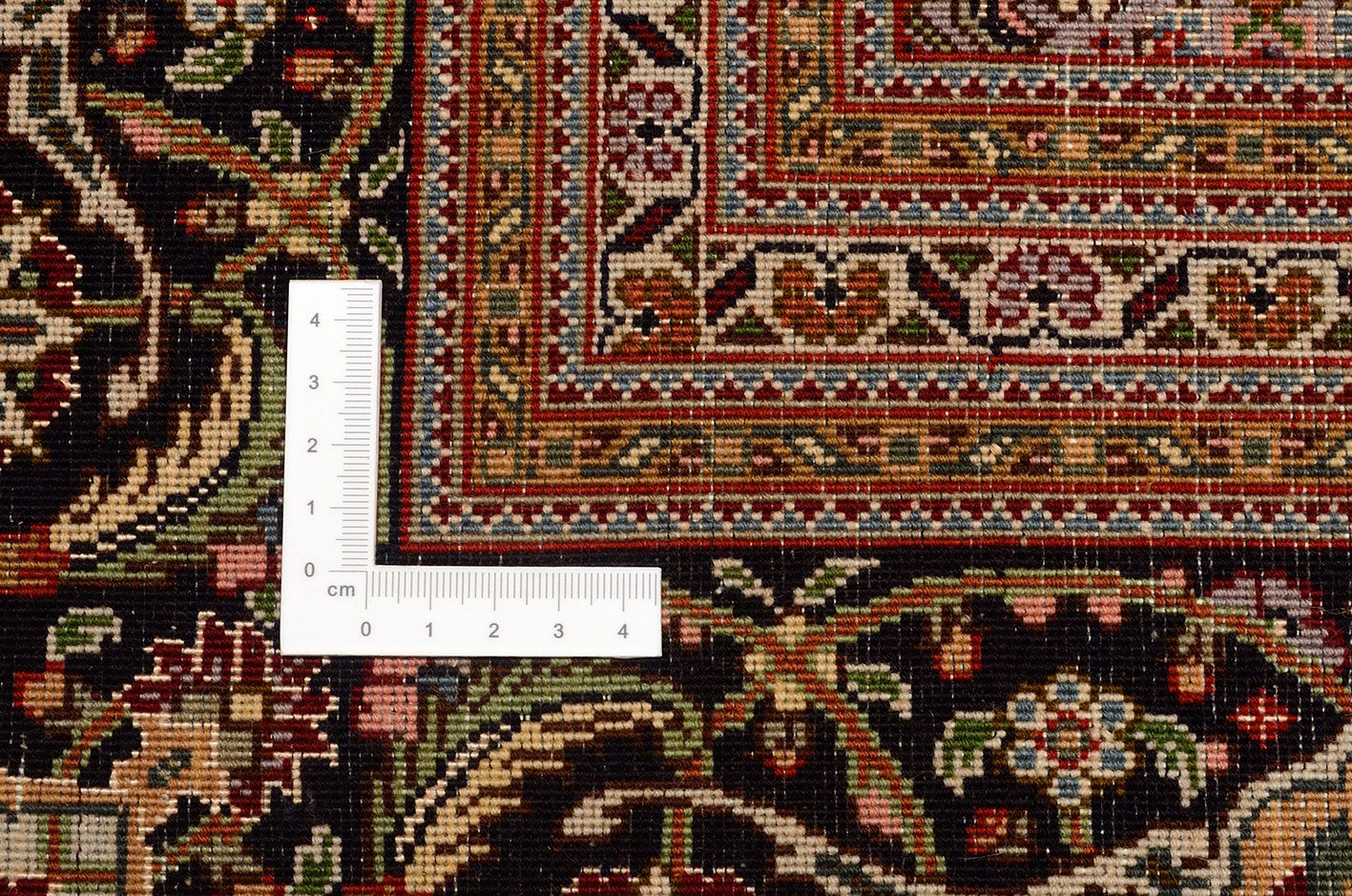 perserteppich-tabriz-210-x-297-cm-schurwolle-seide-handgeknupft-2 Täbriz Perserteppich aus Iran, 210 × 297 cm