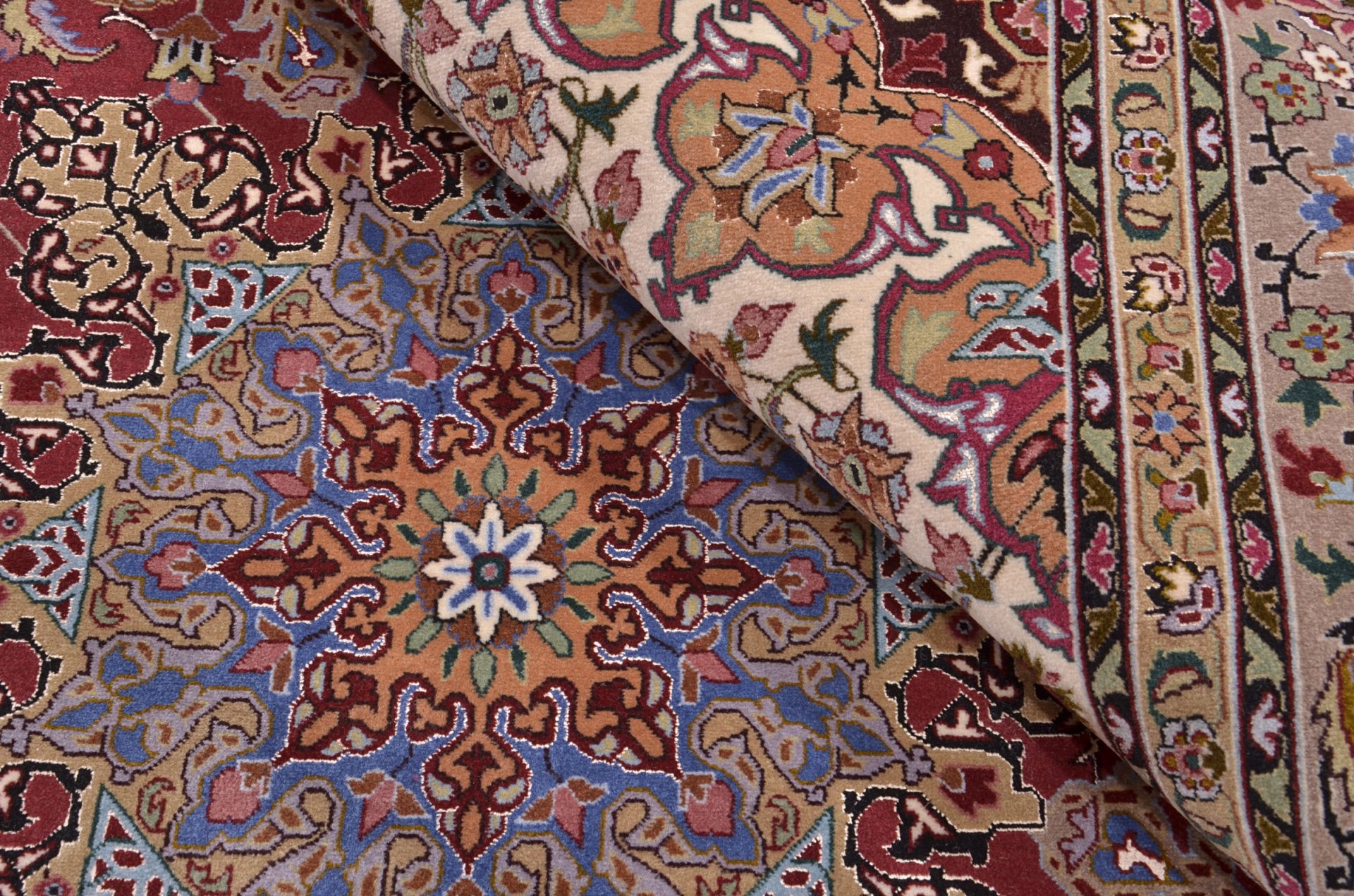 perserteppich-tabriz-200-x-207-cm-schurwolle-seide-handgeknupft-3 Täbriz Perserteppich aus Iran, 200 × 207 cm