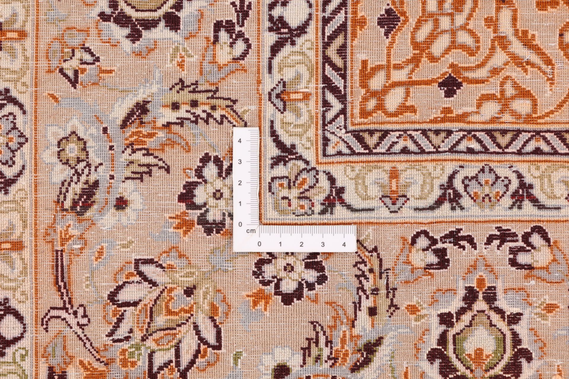 Isfahan Perserteppich aus Iran, 112 × 169 cm