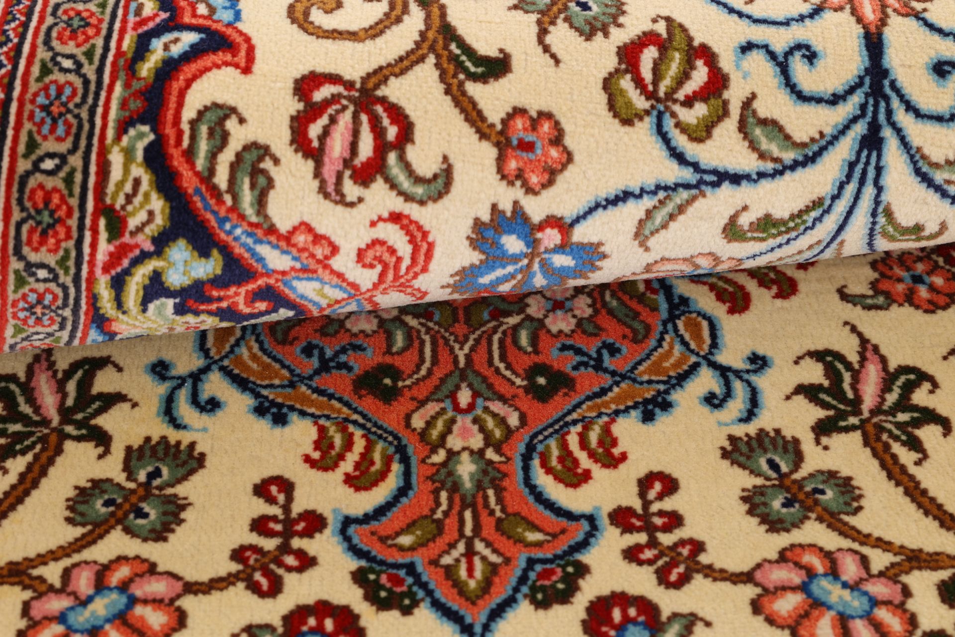 perserteppich-ghom-80-x-204-cm-schurwolle-seide-handgeknupft-7 Ghom Perserteppich aus Iran, 80 × 204 cm