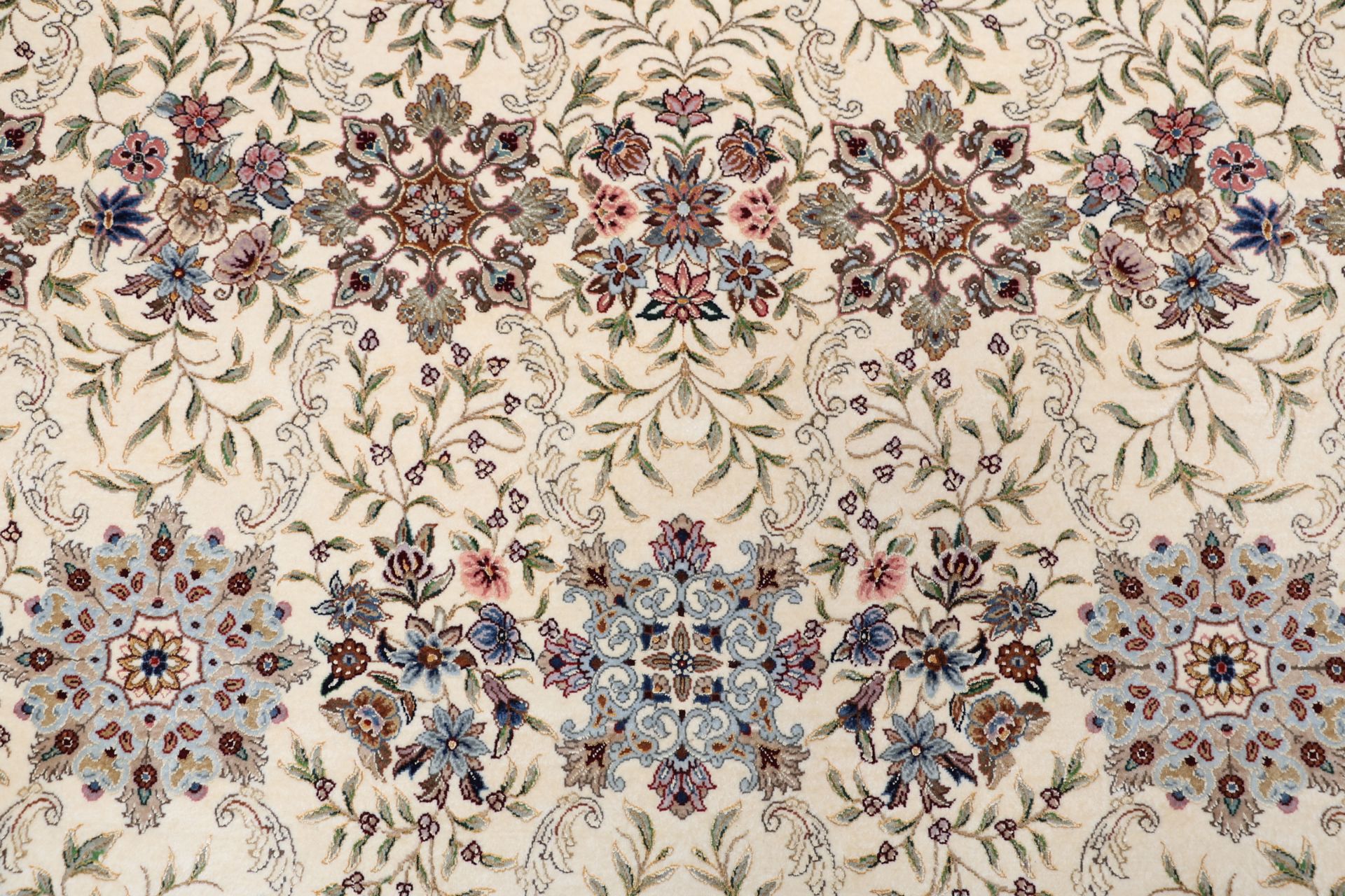 Handgeknüpfter Isfahan Perserteppich, 217 × 310 cm, Wolle & Seide