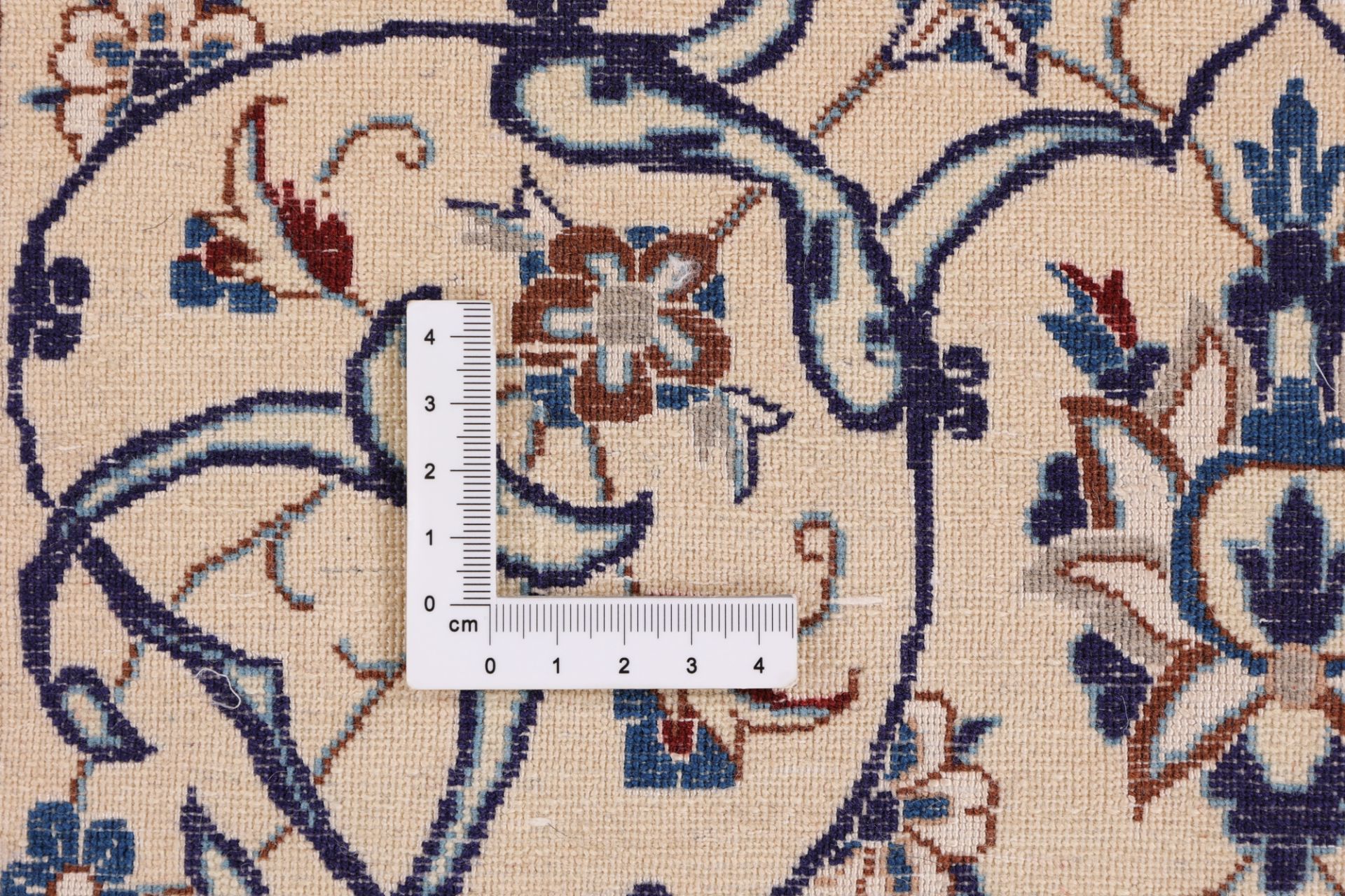 Nain Perserteppich aus Iran, 205 × 307 cm