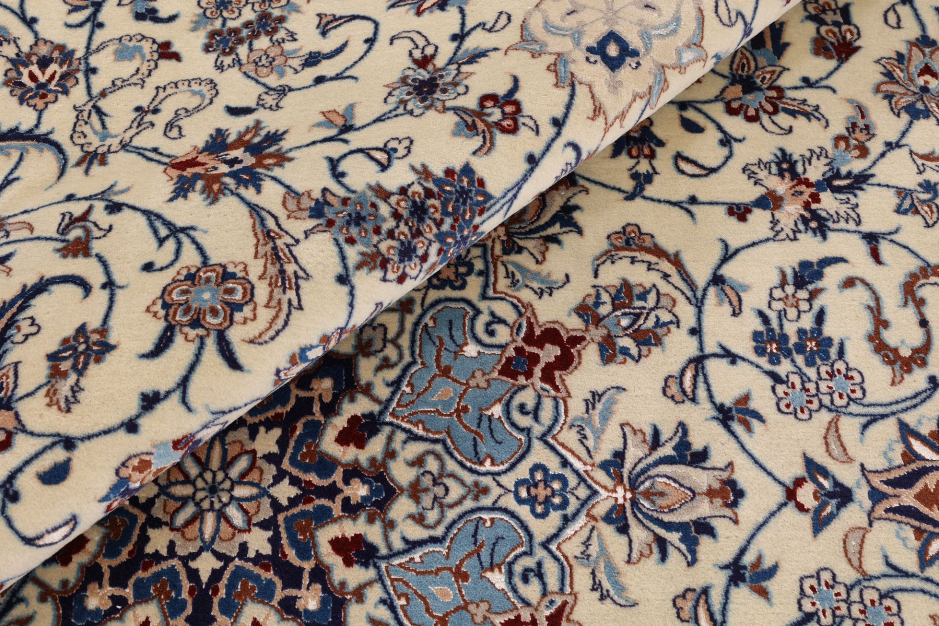 Nain Perserteppich aus Iran, 205 × 307 cm