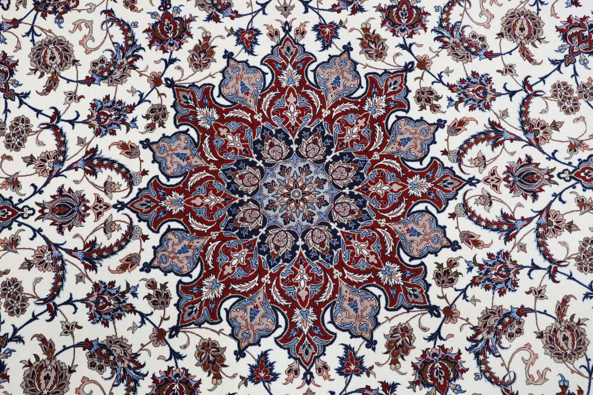 Isfahan Perserteppich aus Iran, 200 × 305 cm