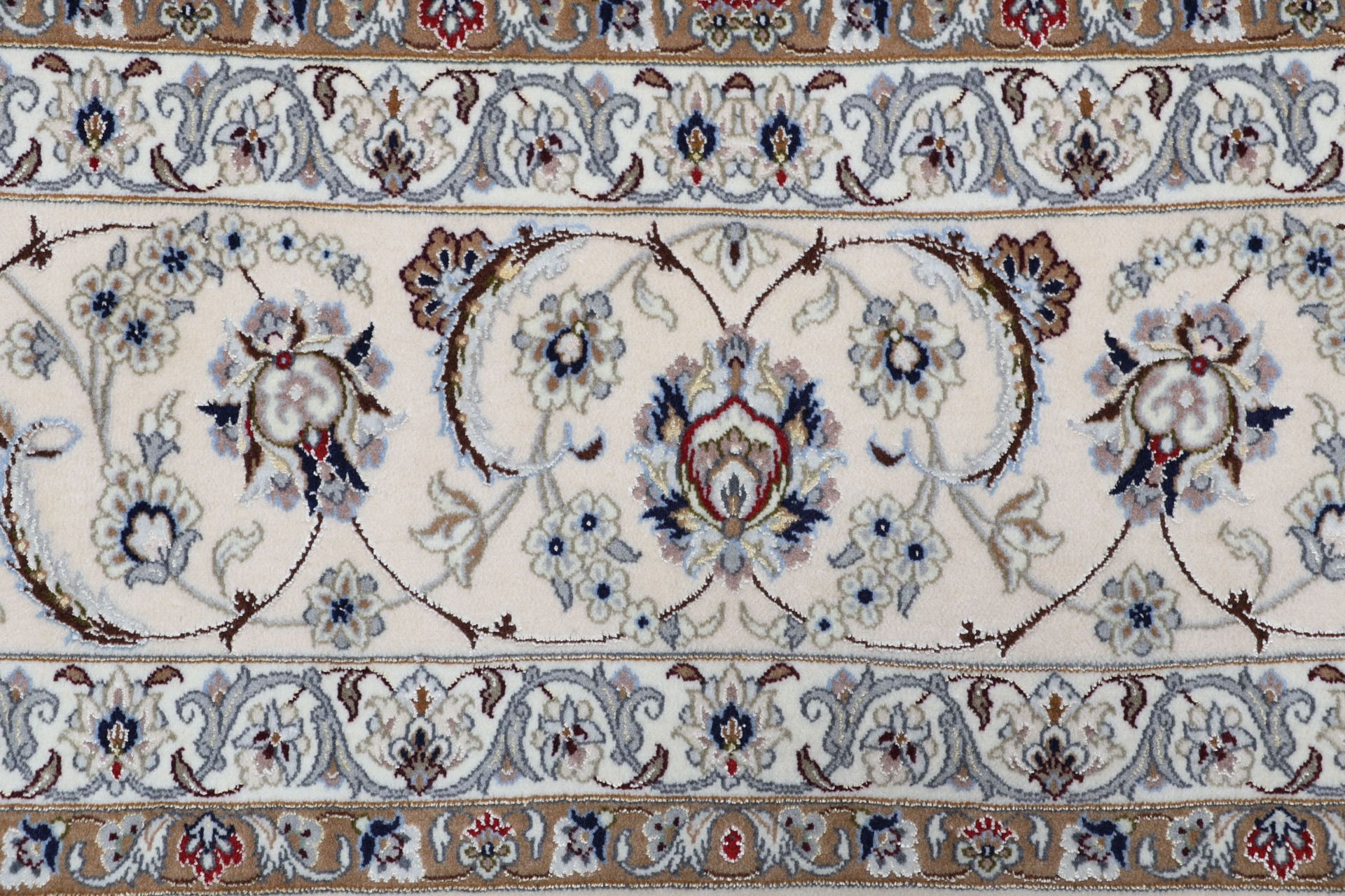 Isfahan Perserteppich aus Iran, 202 × 305 cm